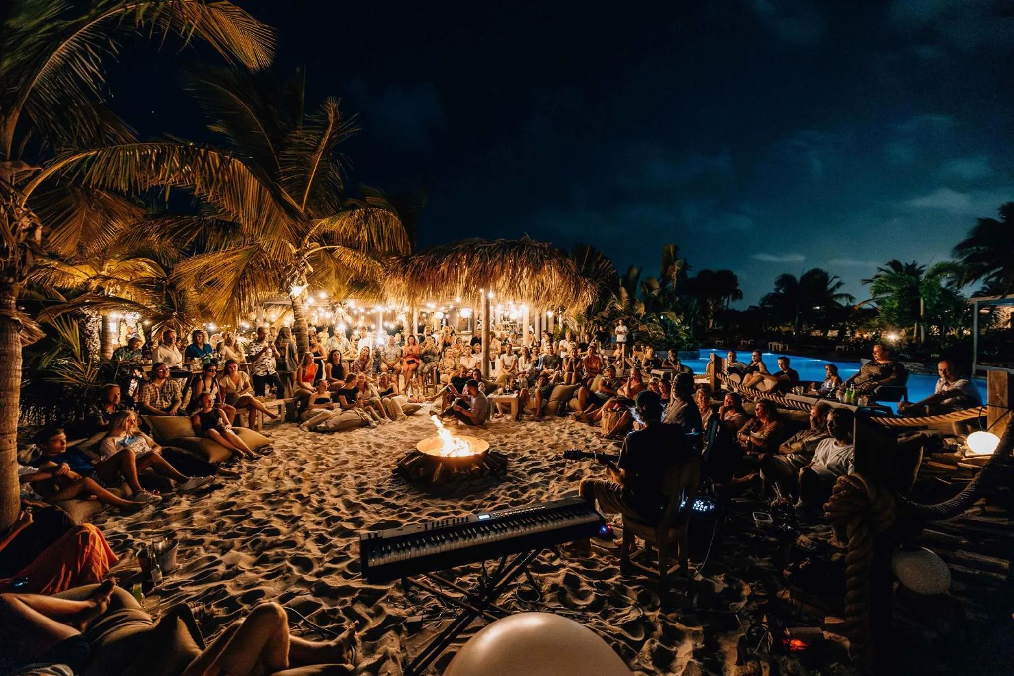 Restaurant/places to eat in Delfins Beach Resort Bonaire, Tapestry Collection by Hilton