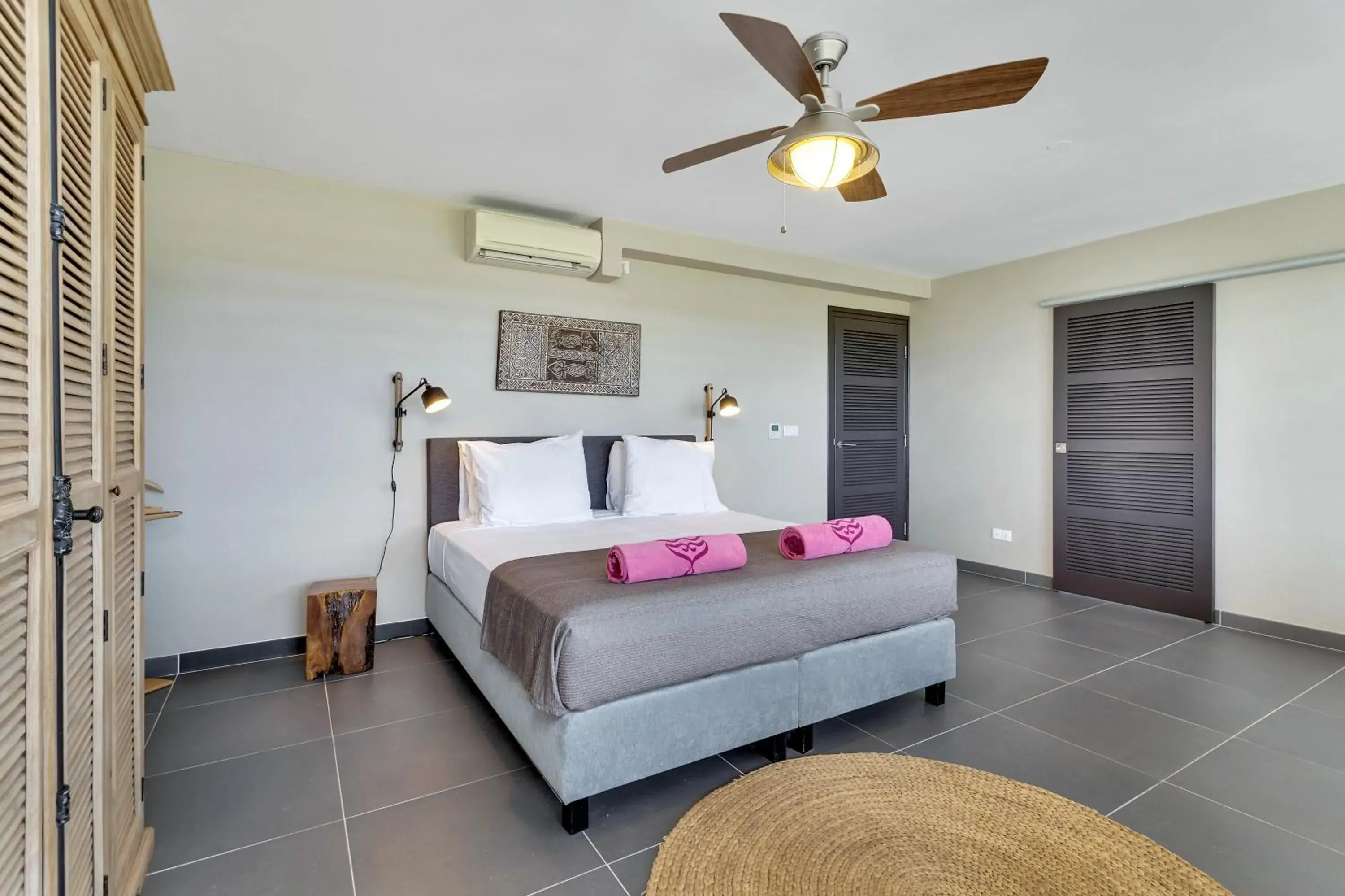 Three-Bedroom Apartment in Delfins Beach Resort Bonaire, Tapestry Collection by Hilton Three-Bedroom Apartment in Delfins Beach Resort Bonaire, Tapestry Collection by Hilton