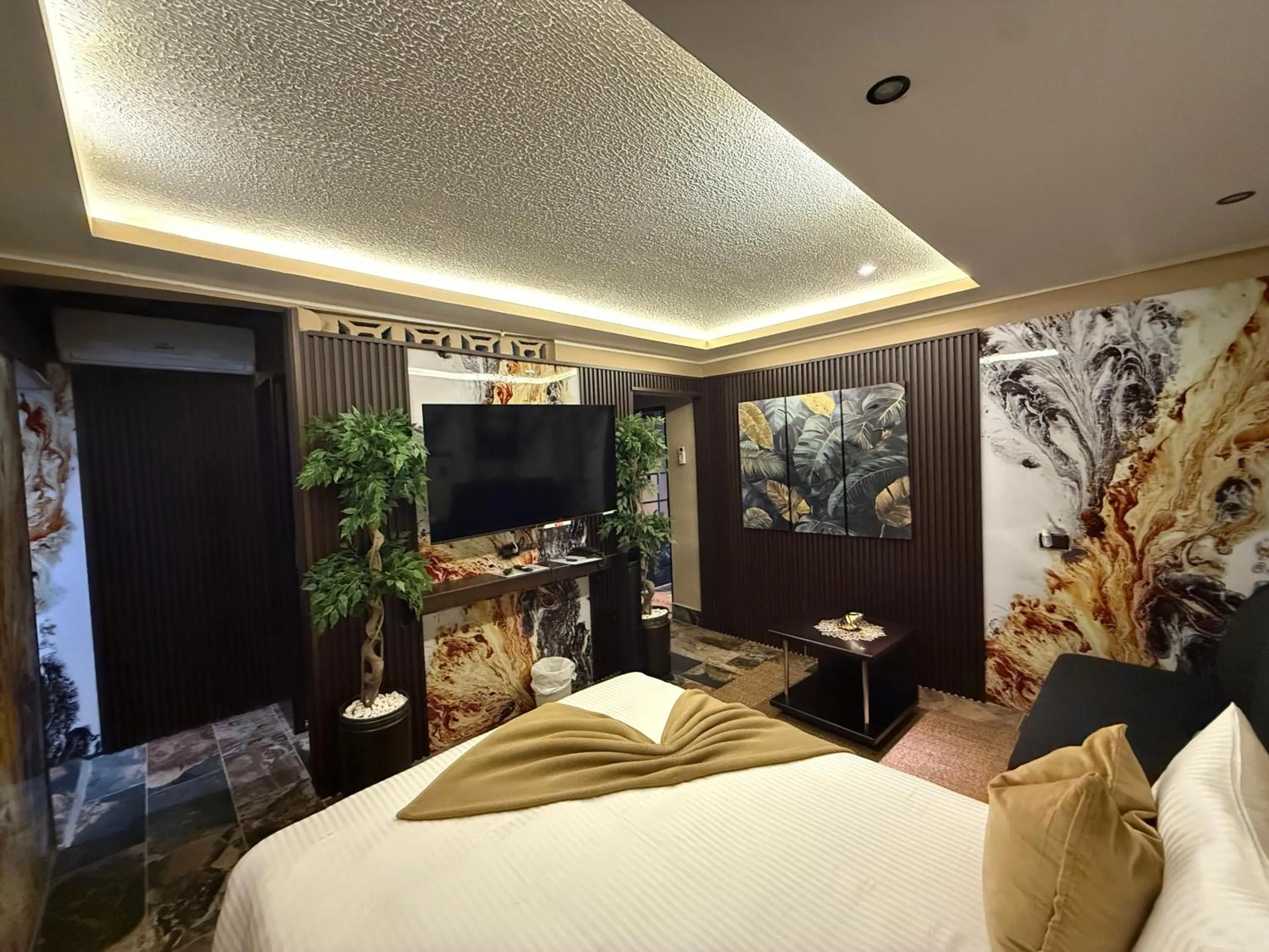 Bed in Sosua Inn Hotel