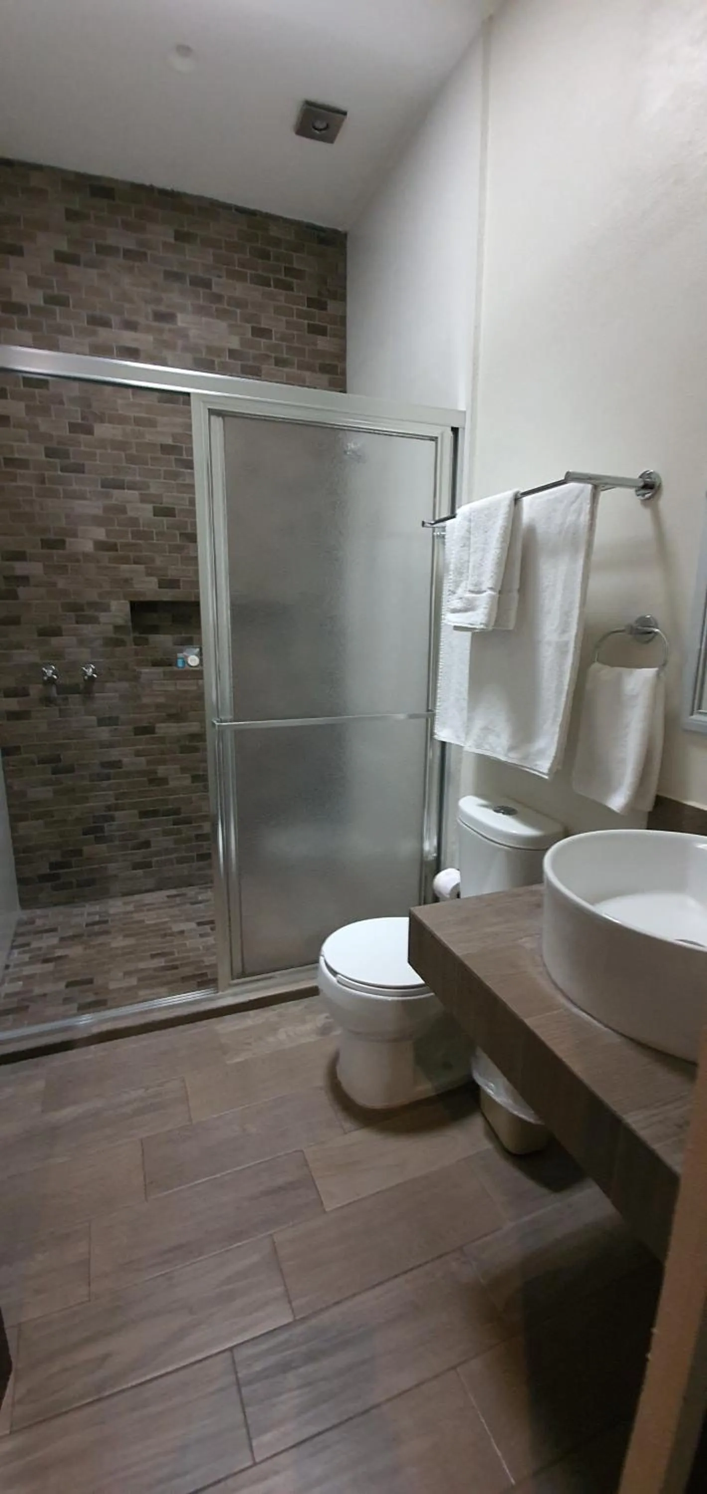 Bathroom in Punto Madero Hotel & Plaza