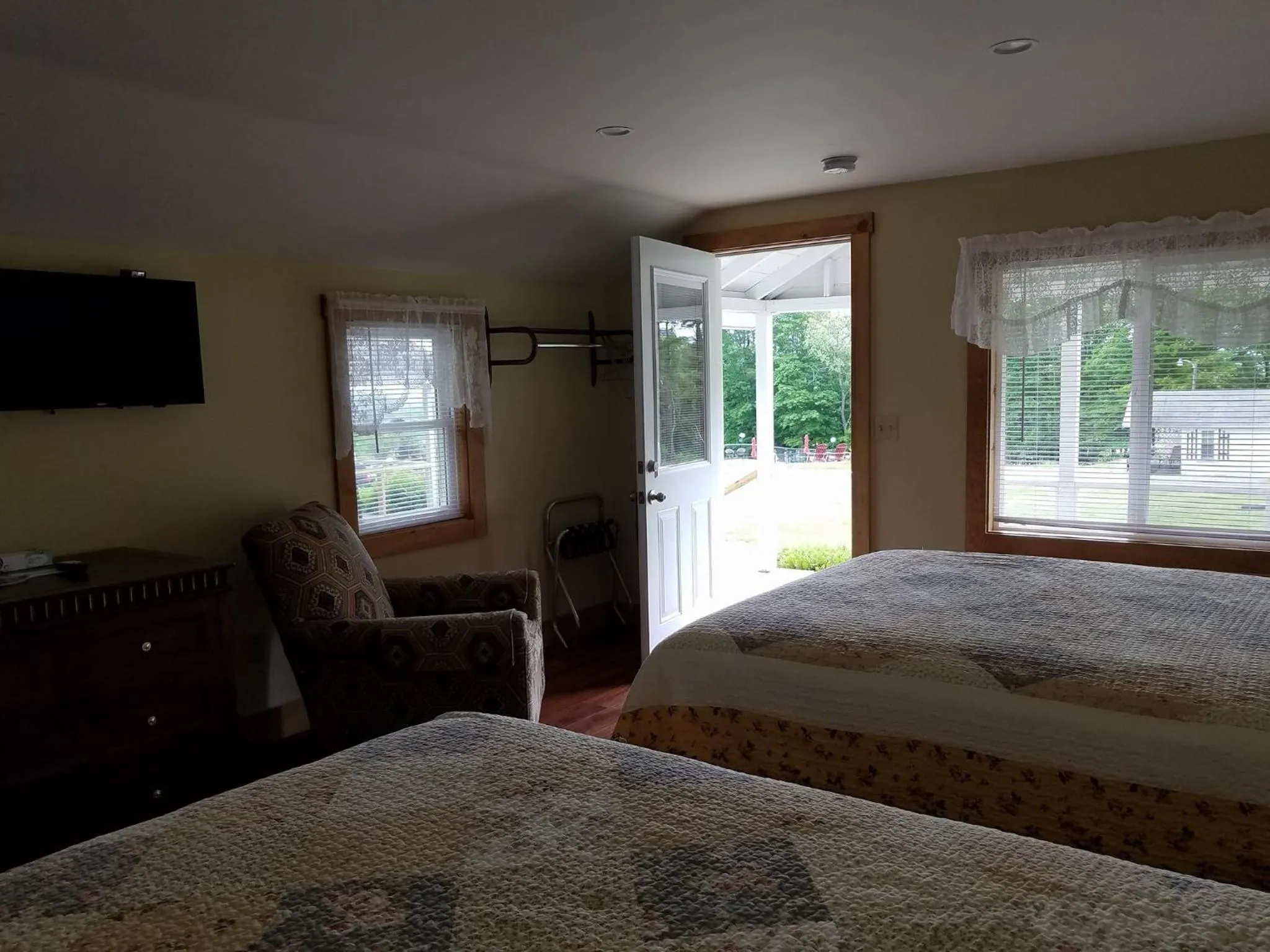 Bedroom, Bed in Grand View Resort