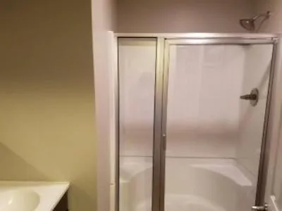 Shower in Grand View Resort