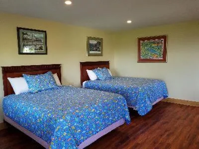 Bedroom, Bed in Grand View Resort