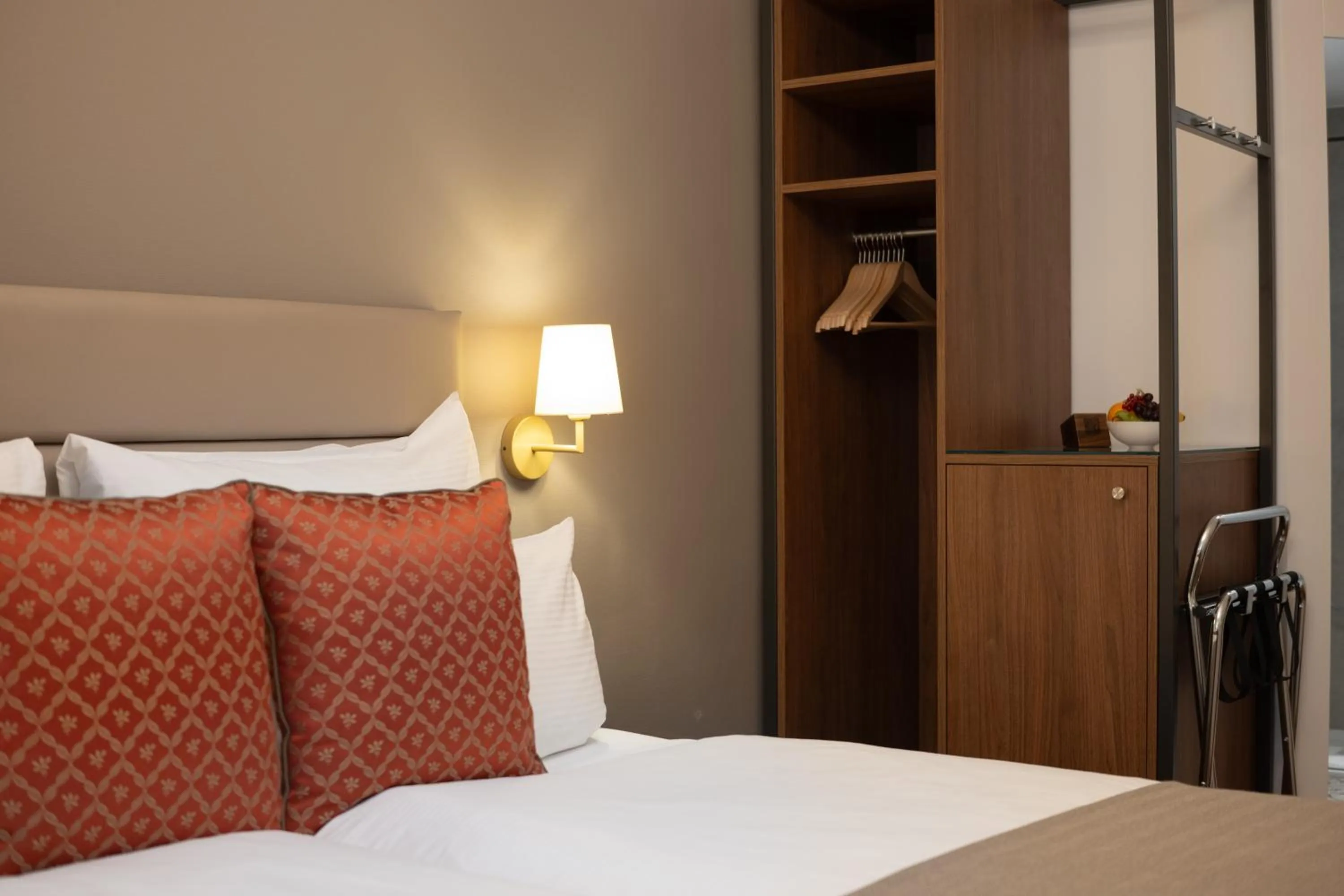 Bed in Hotel Des Alpes