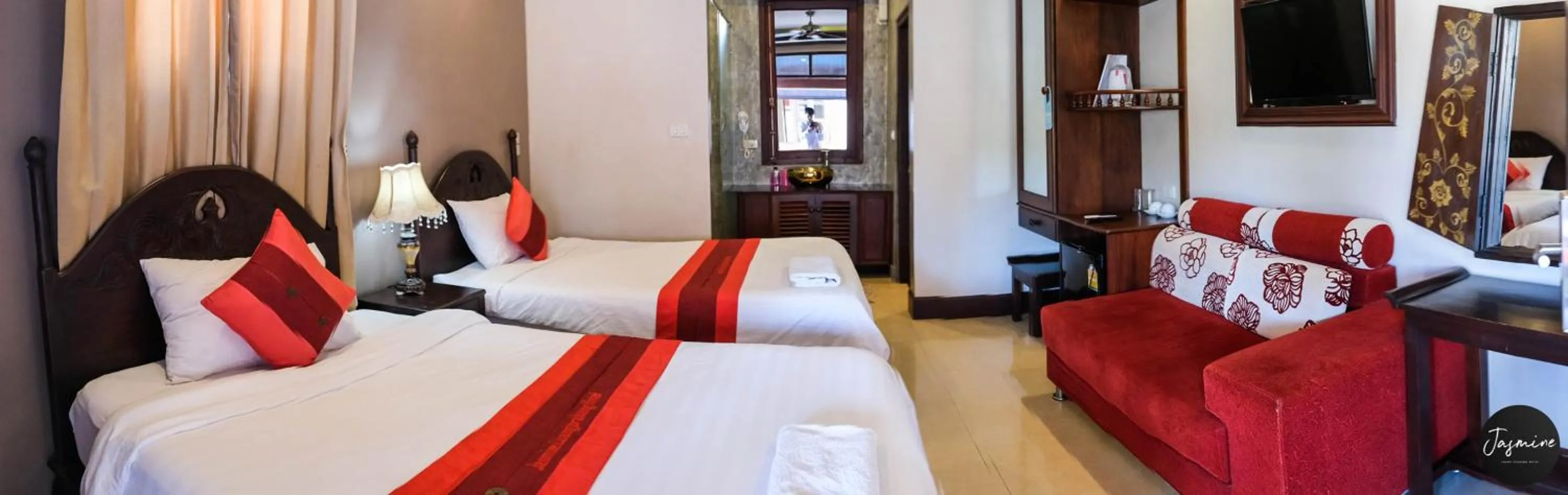 Photo of the whole room, Bed in Jasmine Luangprabang Hotel