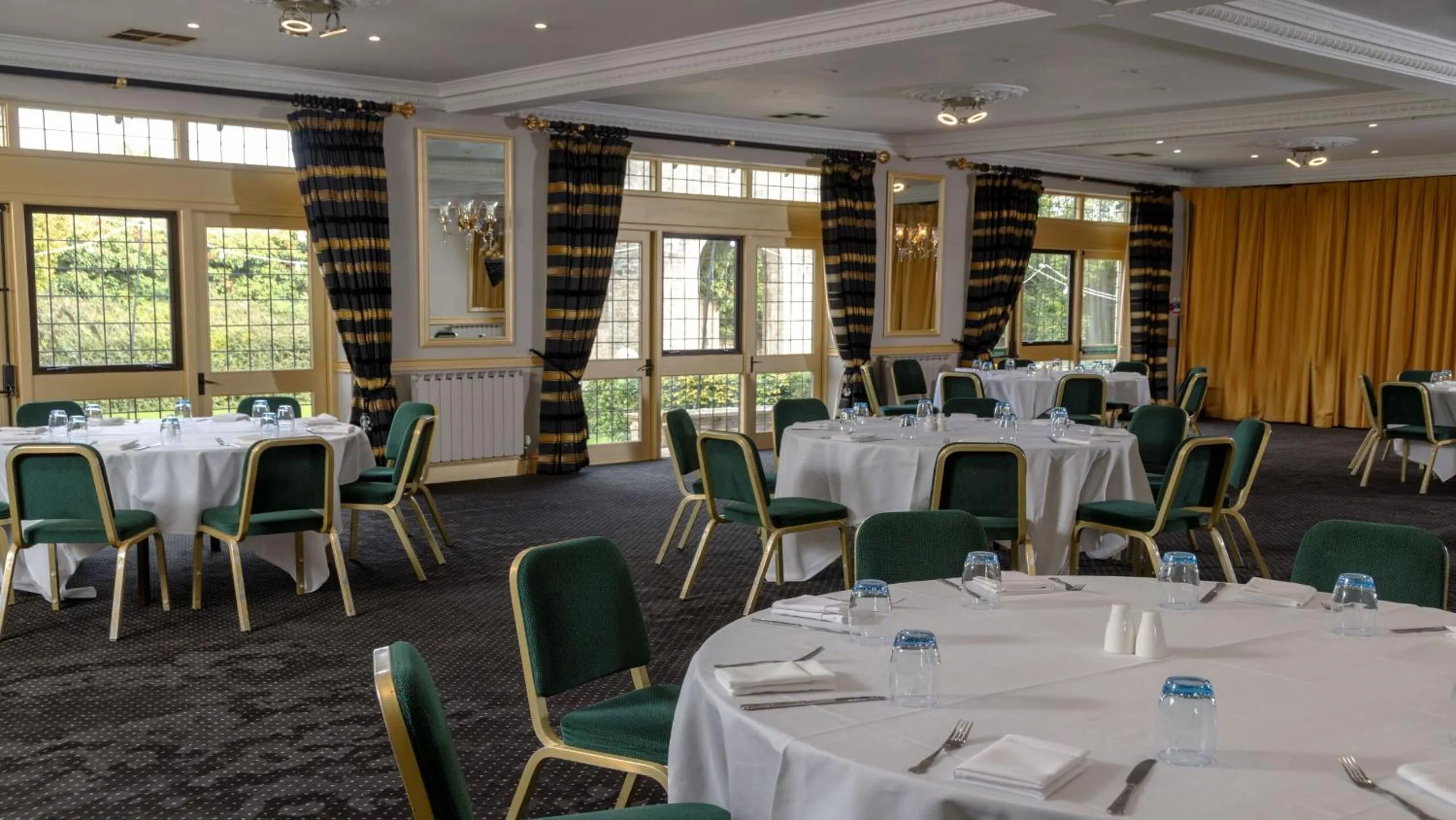 Banquet/Function facilities in Cricklade House Hotel, Sure Hotel Collection by Best Western
