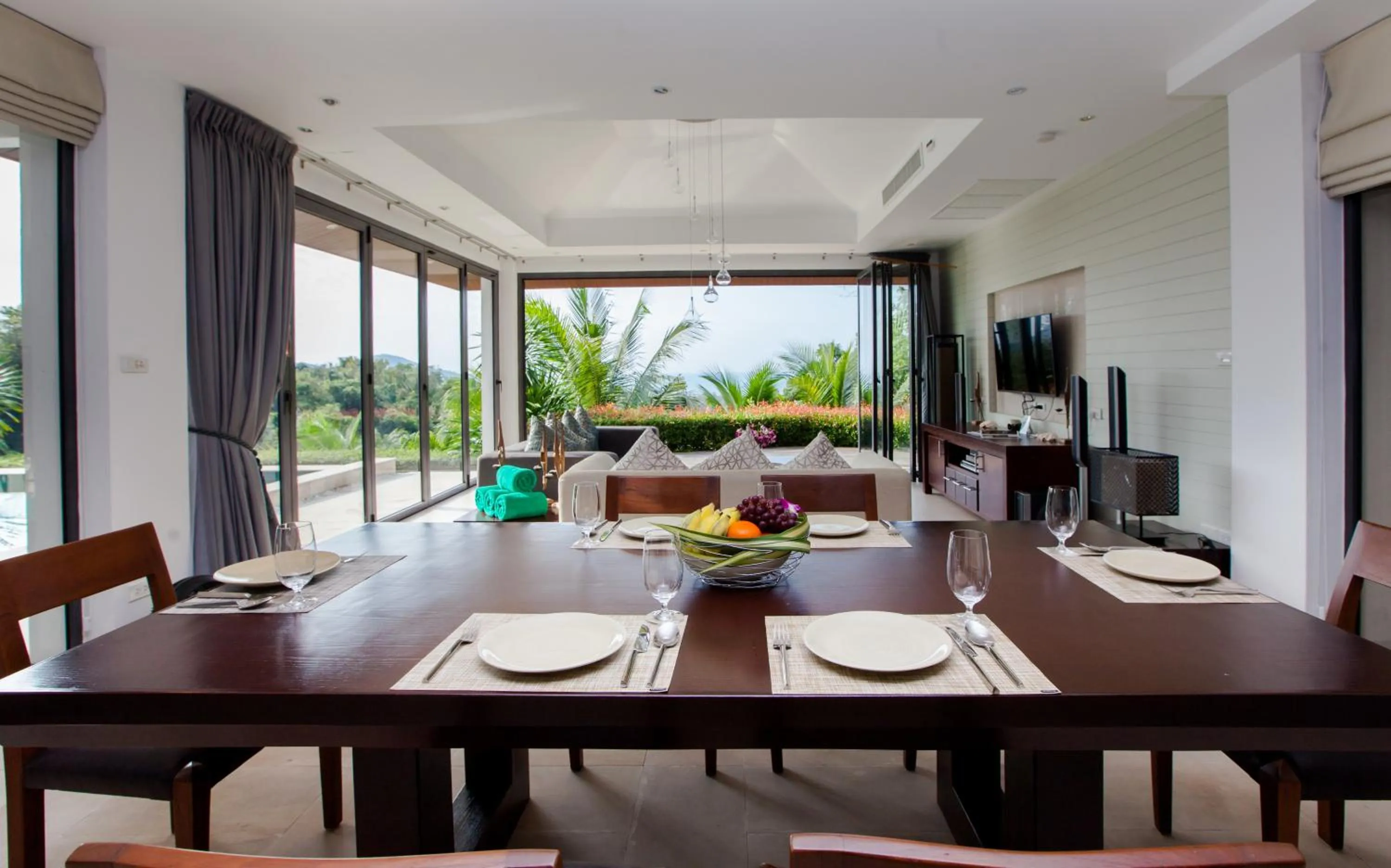Dining area in Baan Phukhao
