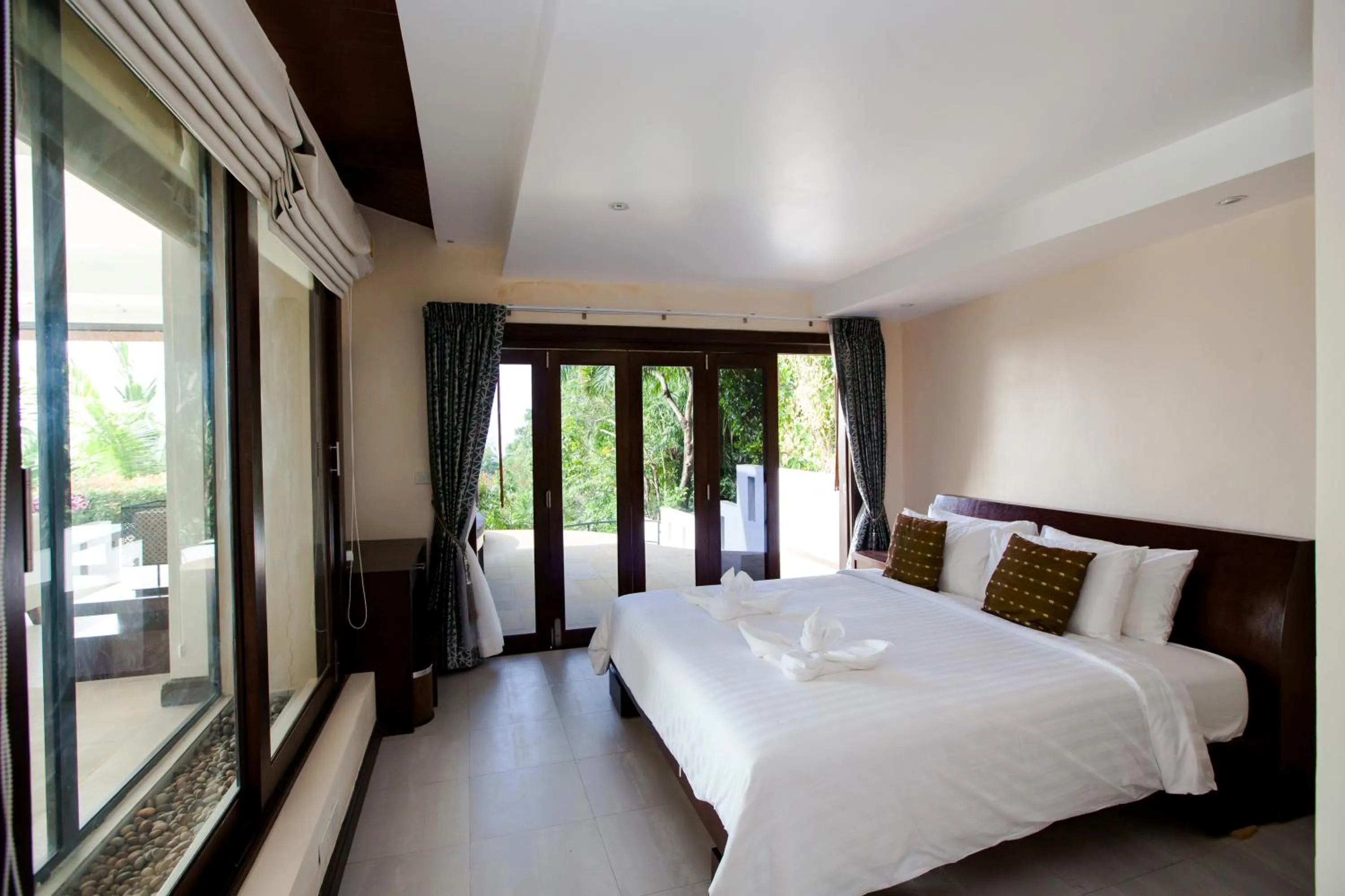 Property building, Bed in Baan Phukhao