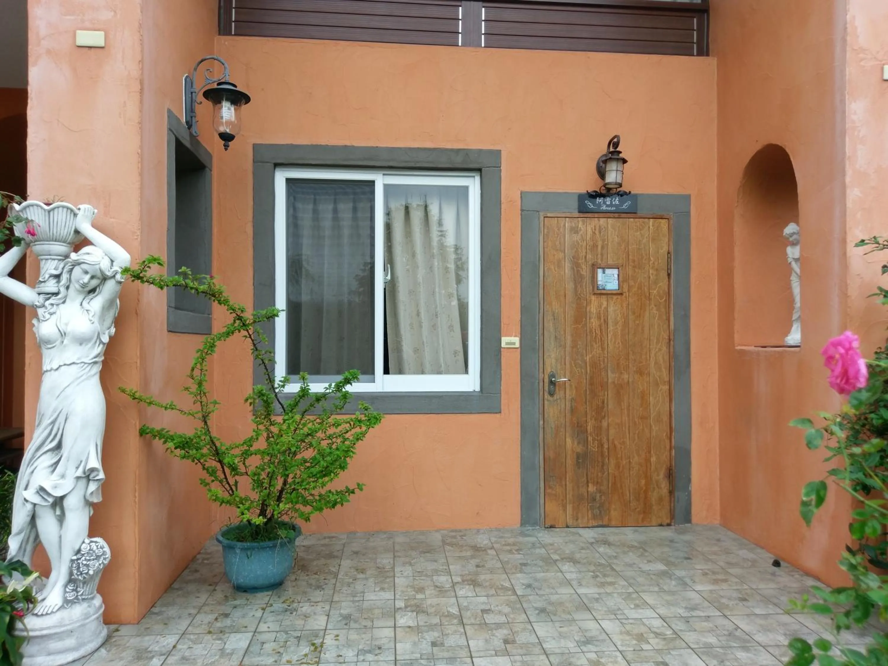 Facade/entrance in Bramasole B&B