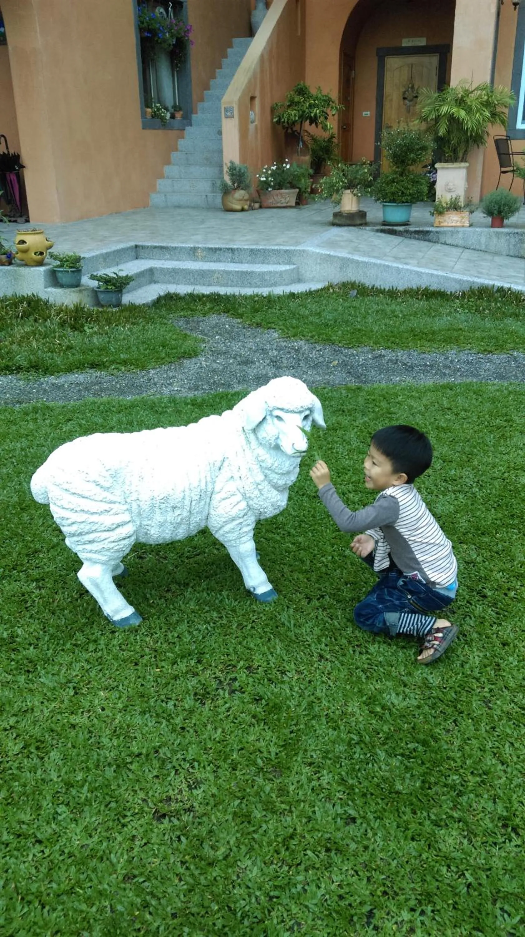 children in Bramasole B&B