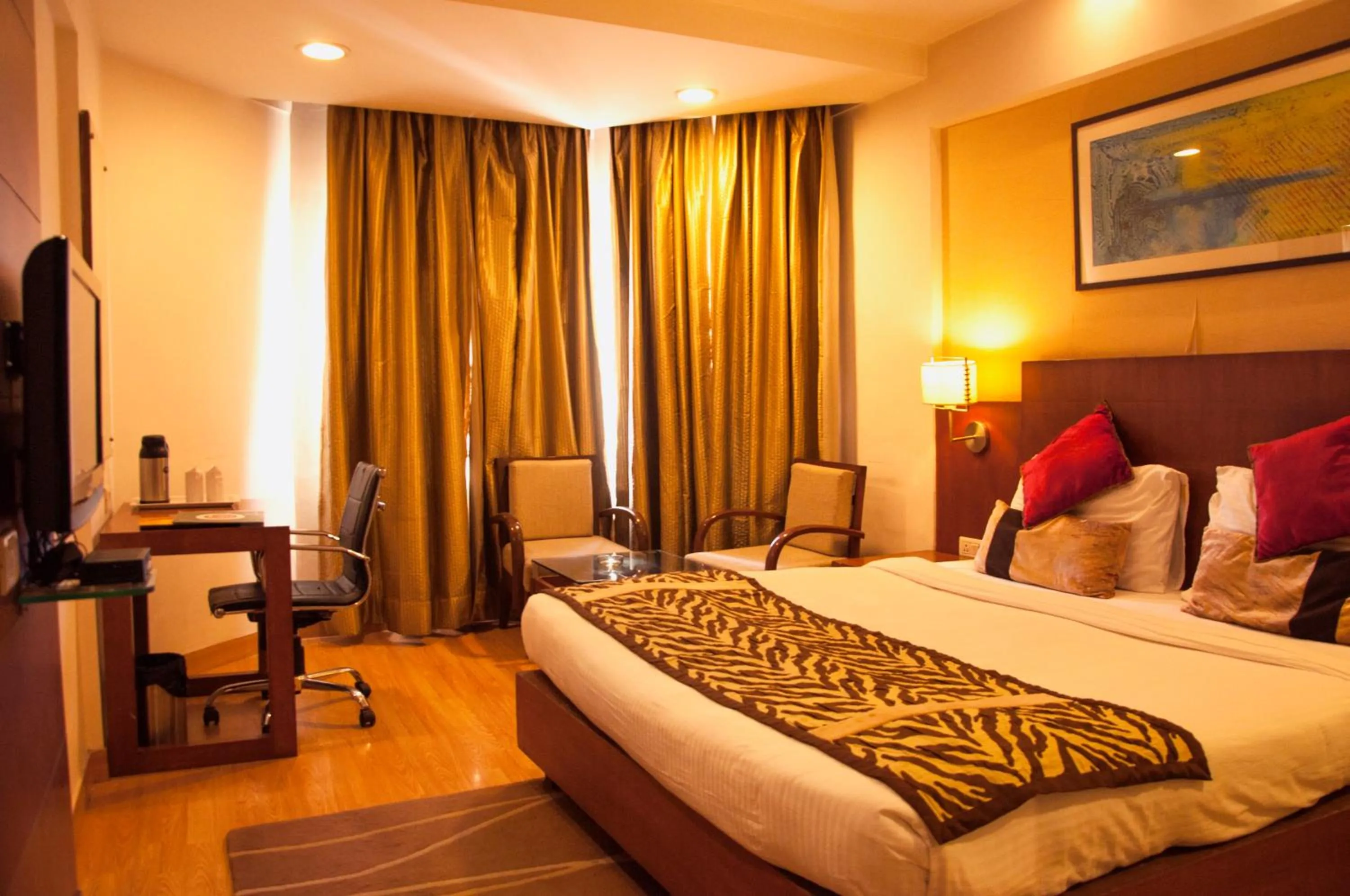 Bed in Hotel Gwalior Regency