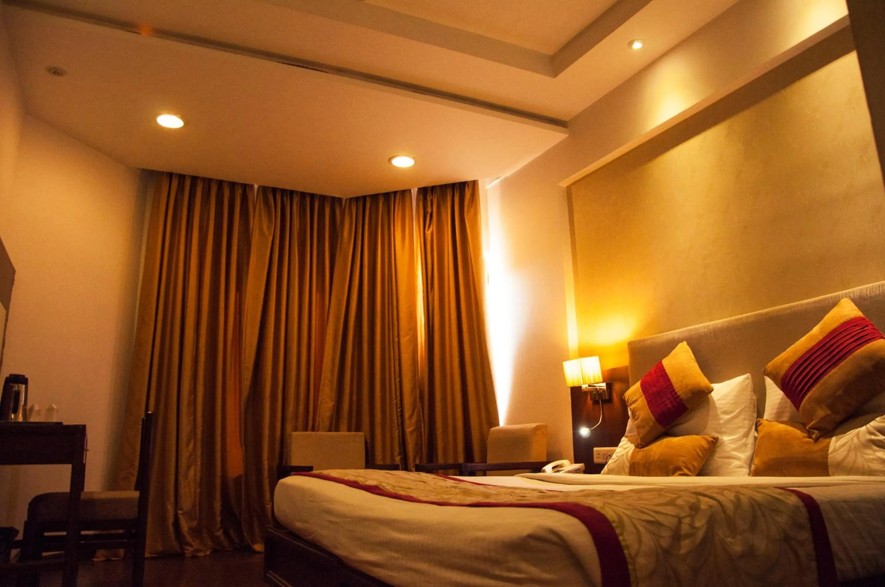 Bedroom in Hotel Gwalior Regency