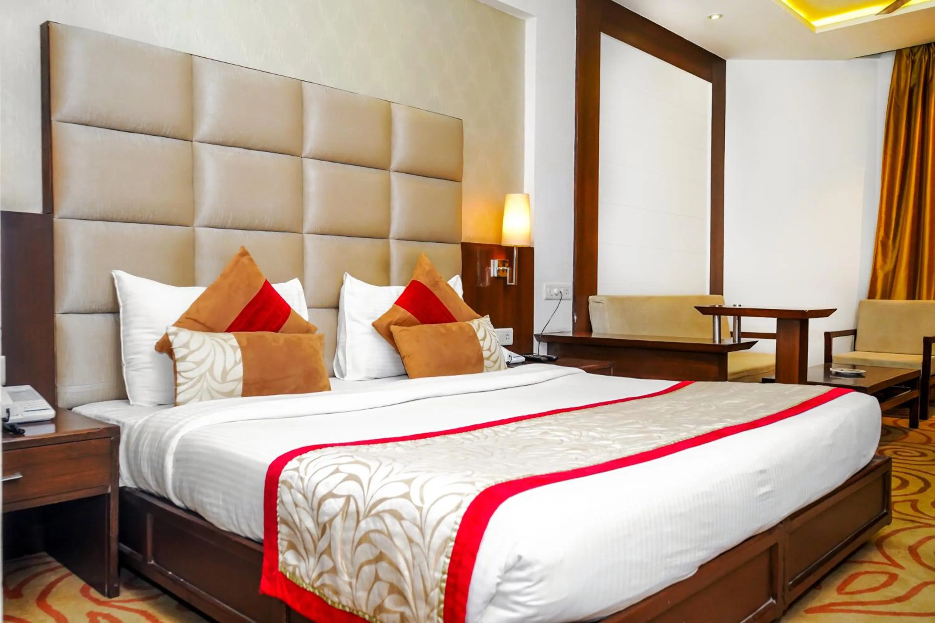 Bedroom in Hotel Gwalior Regency