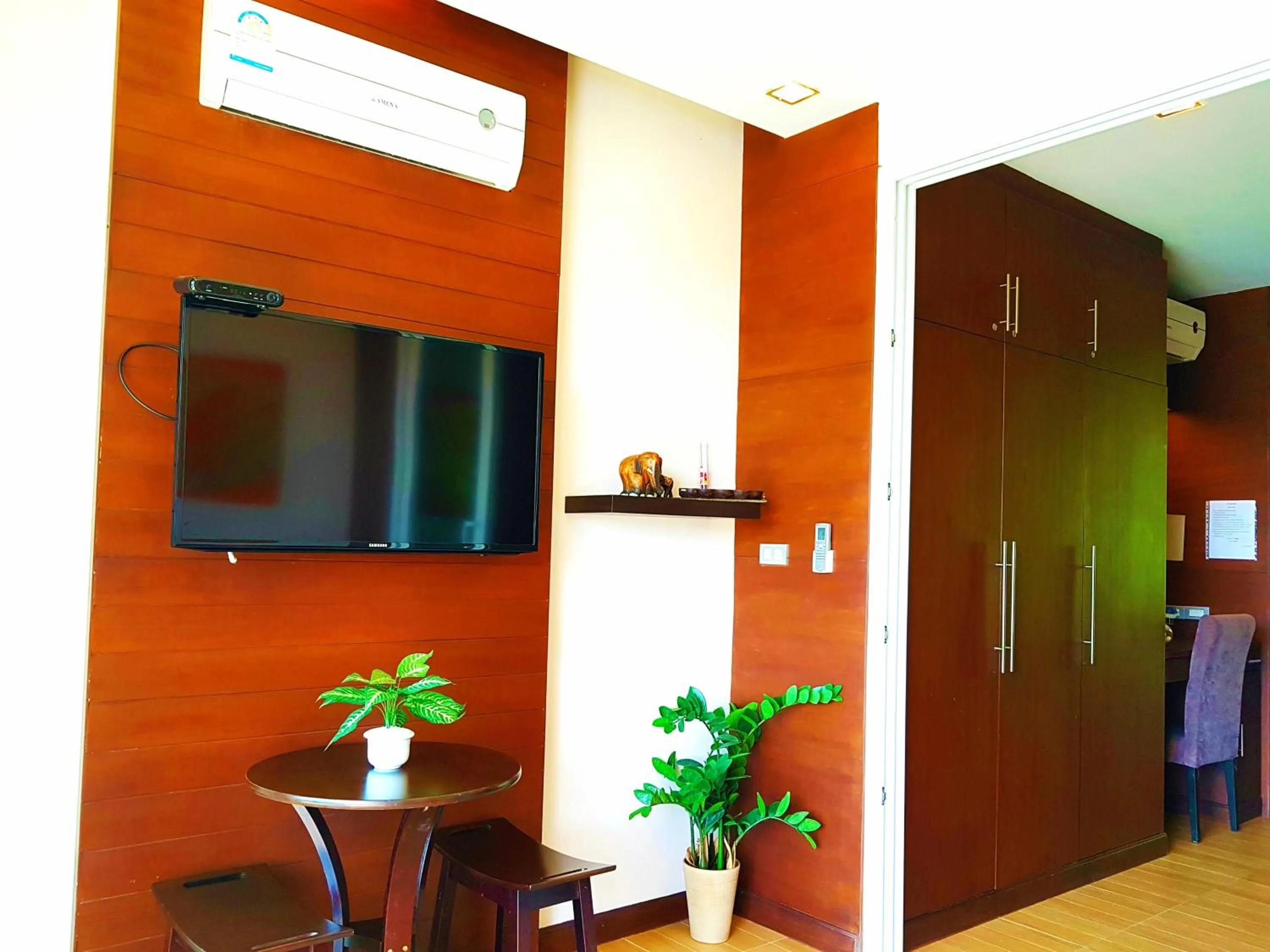 TV/Entertainment Center in Sea & Sky Karon Beach by PHR