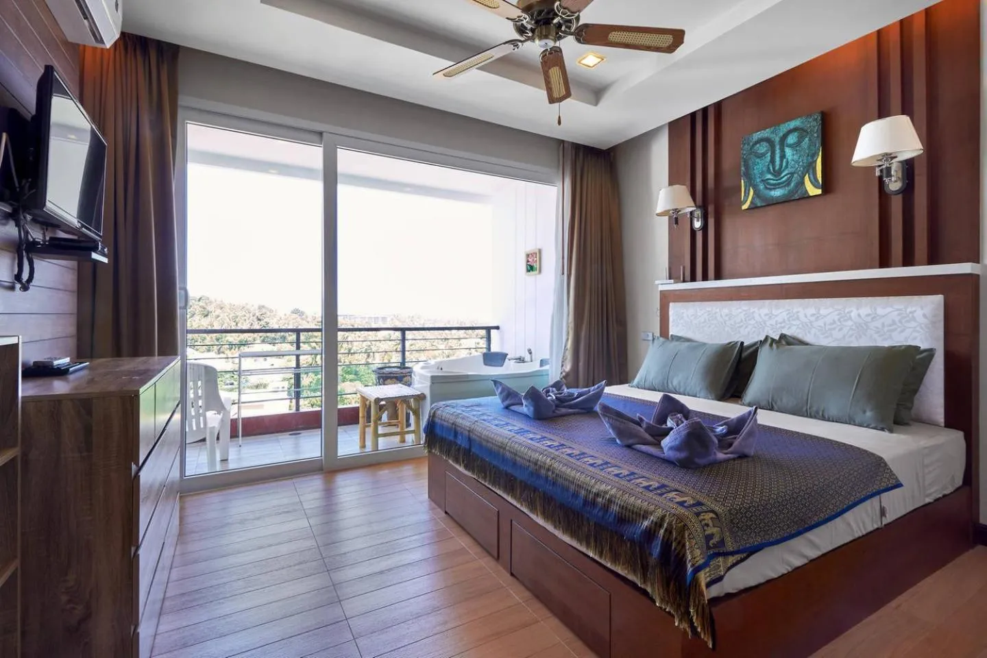 Bedroom, Bed in Sea & Sky Karon Beach by PHR