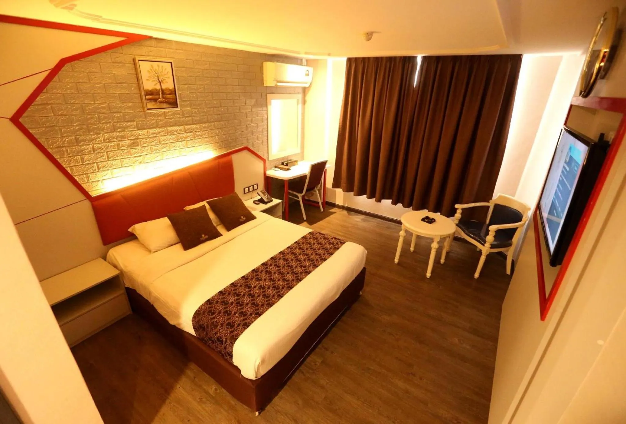 Bed in Golden Nasmir Hotel