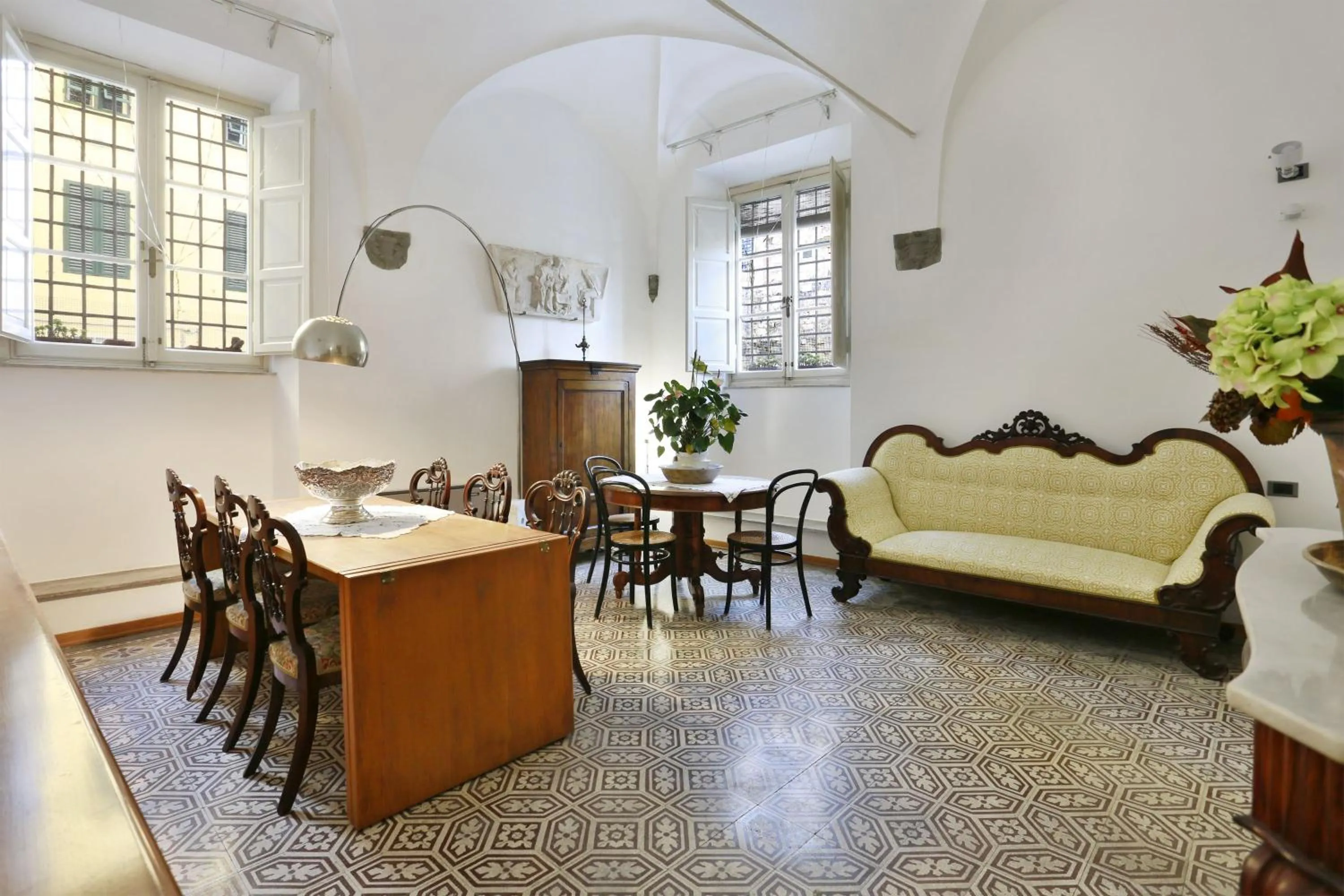 Communal lounge/ TV room in B&b Pergola House