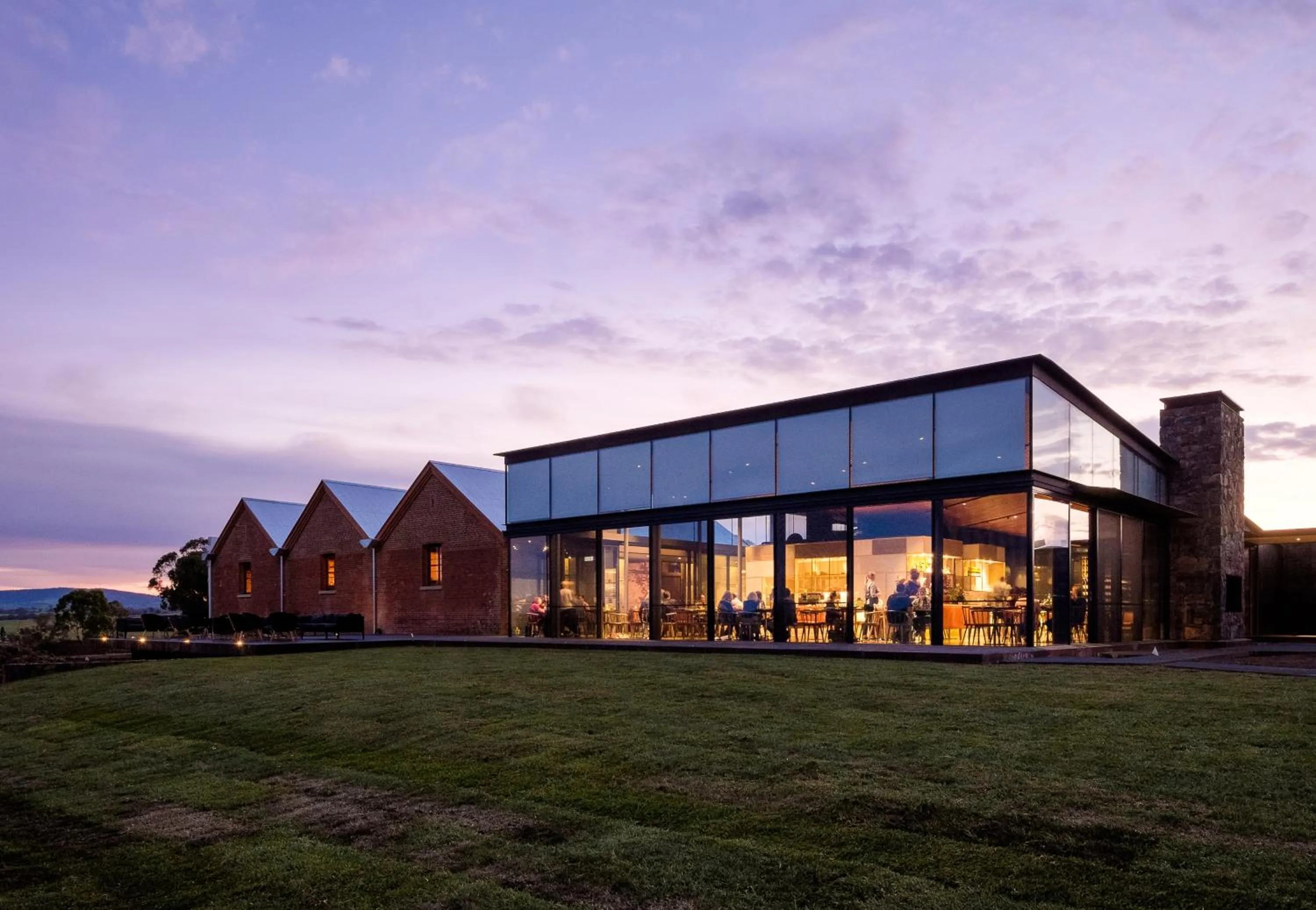 Restaurant/places to eat in Goonoo Goonoo Station