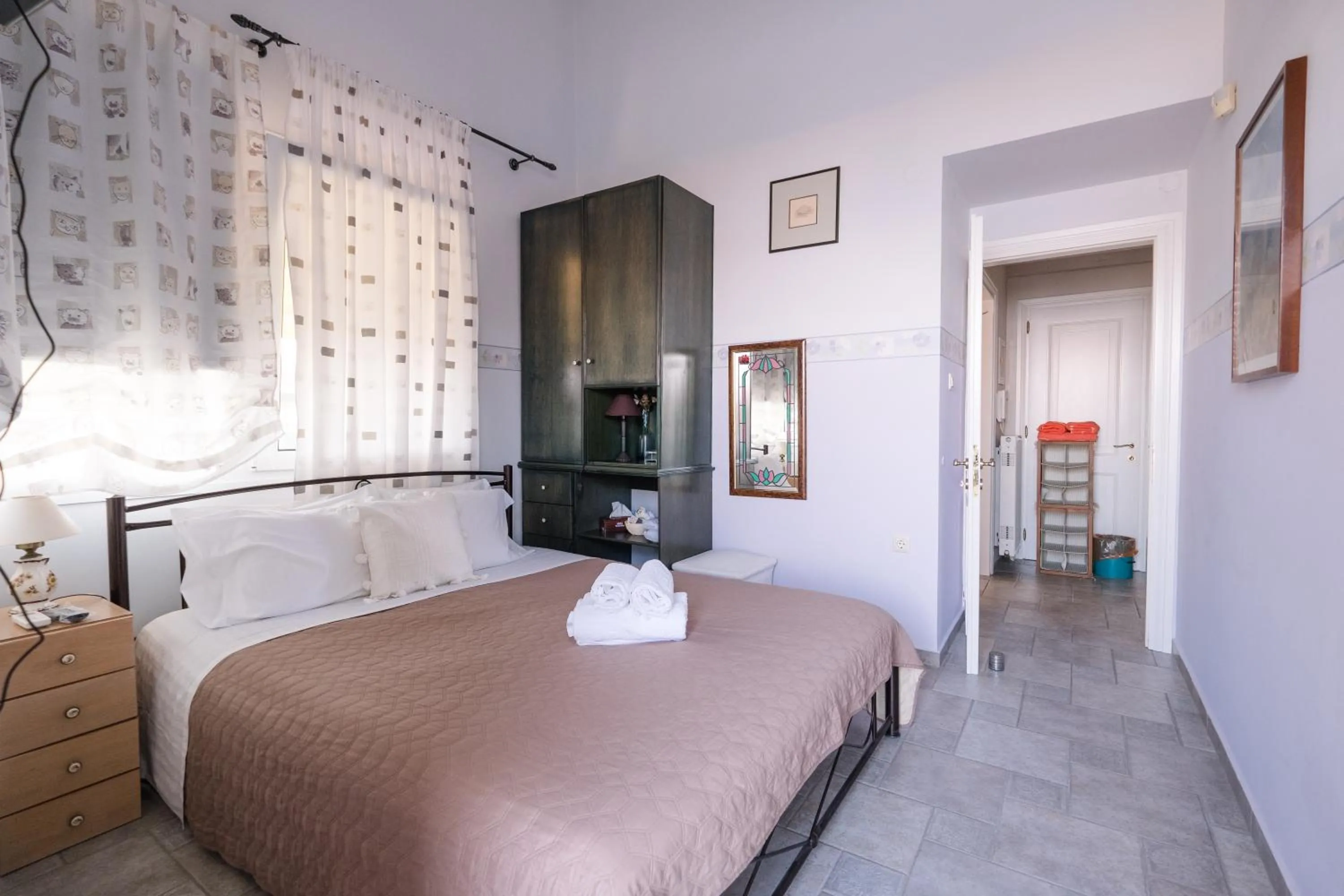 Bed in Blue Crystal Villa