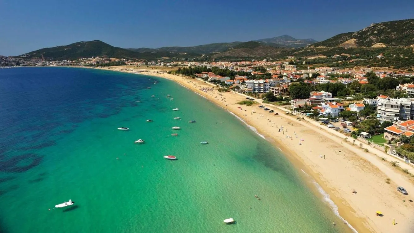 Beach in Blue Crystal Villa