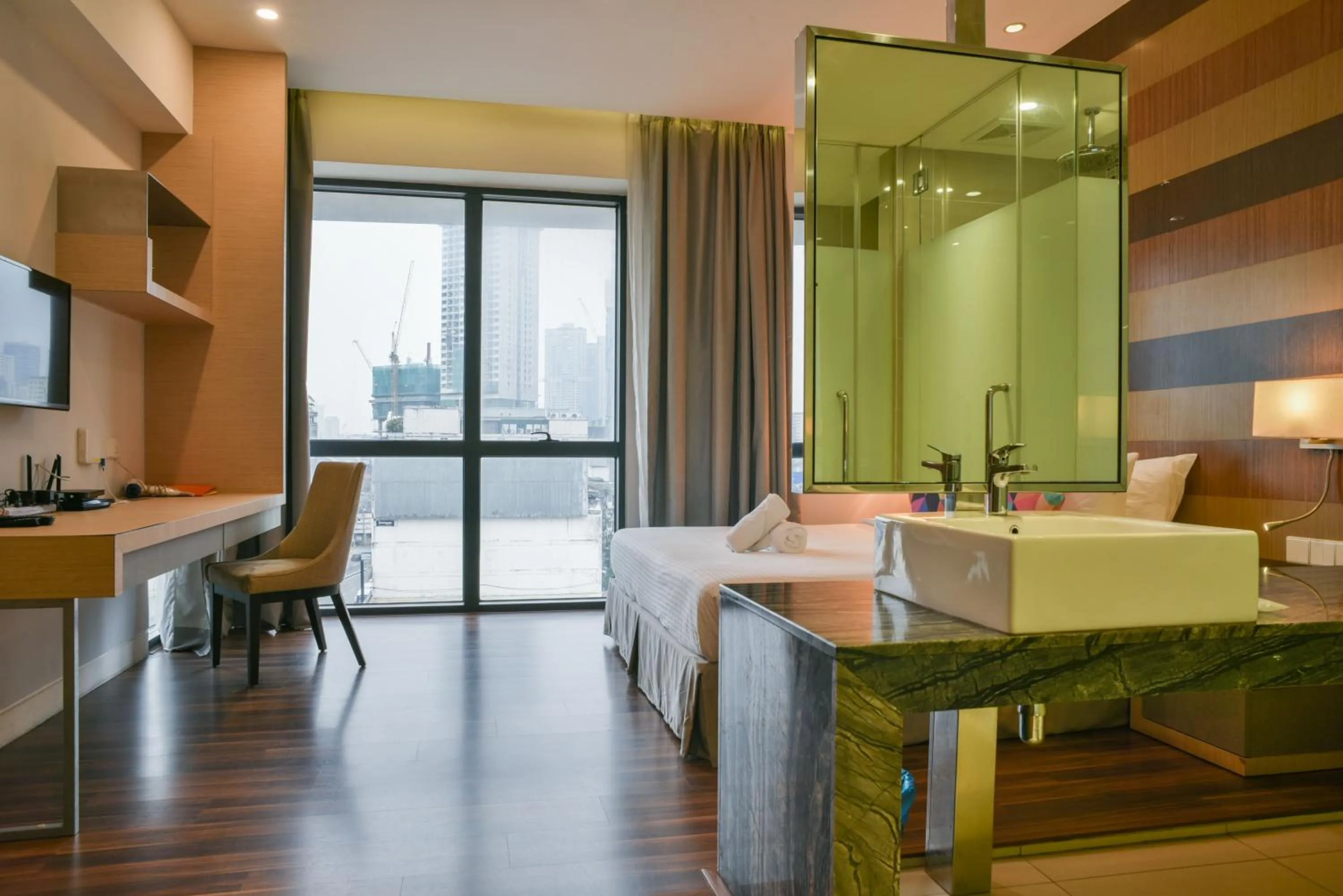 D'Majestic Place by Widebed