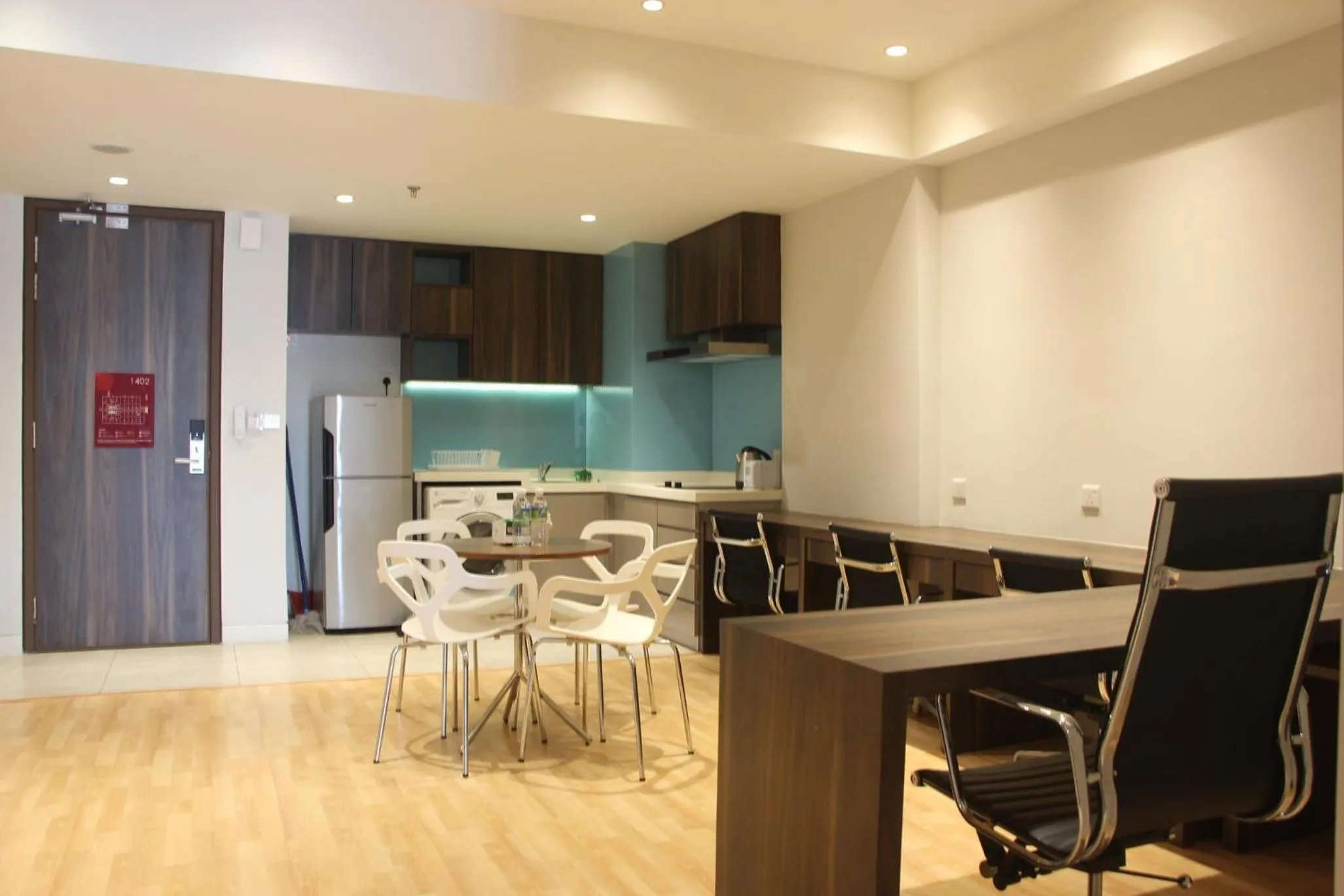 D'Majestic Place by Widebed