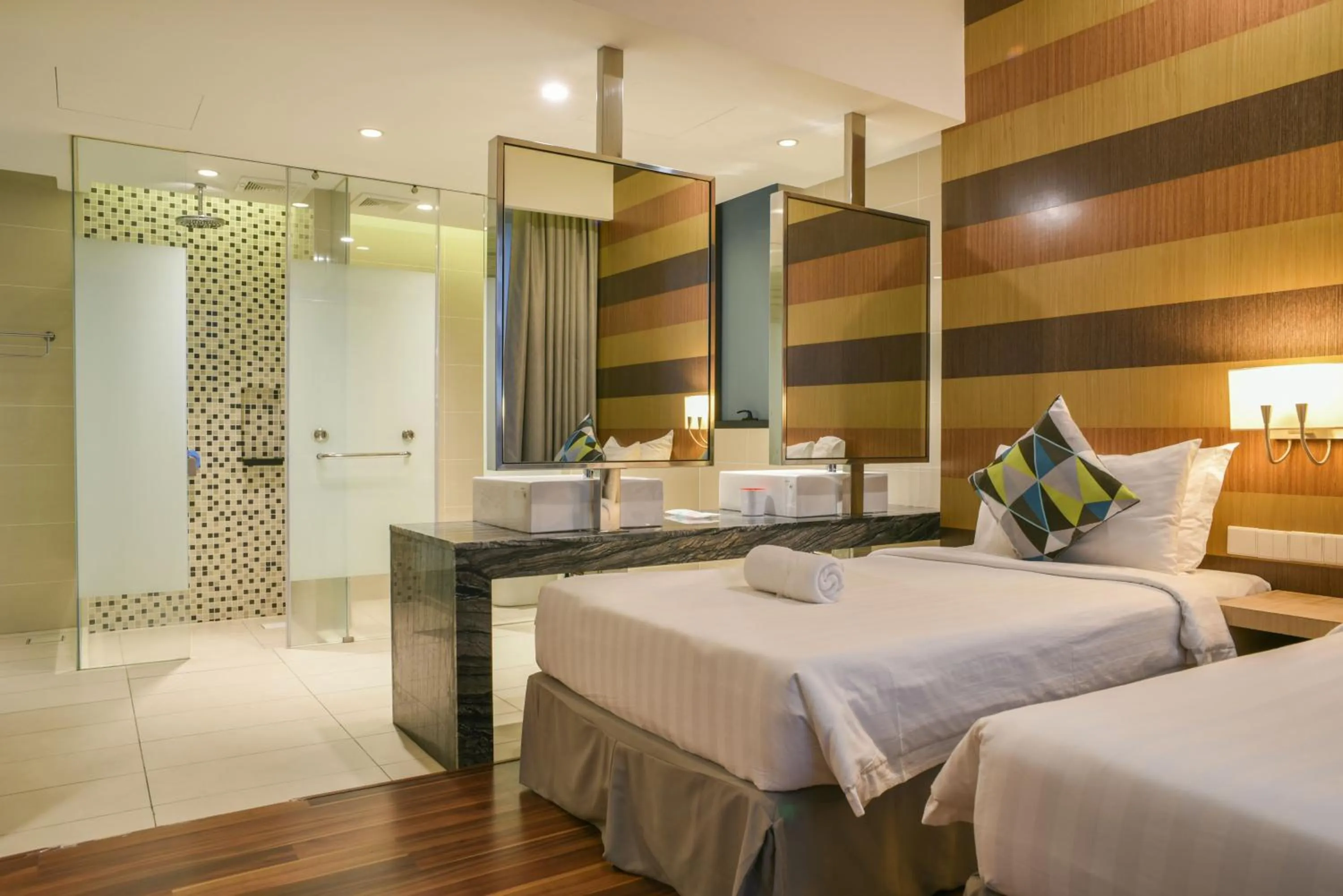 Bed in D'Majestic Place by Widebed