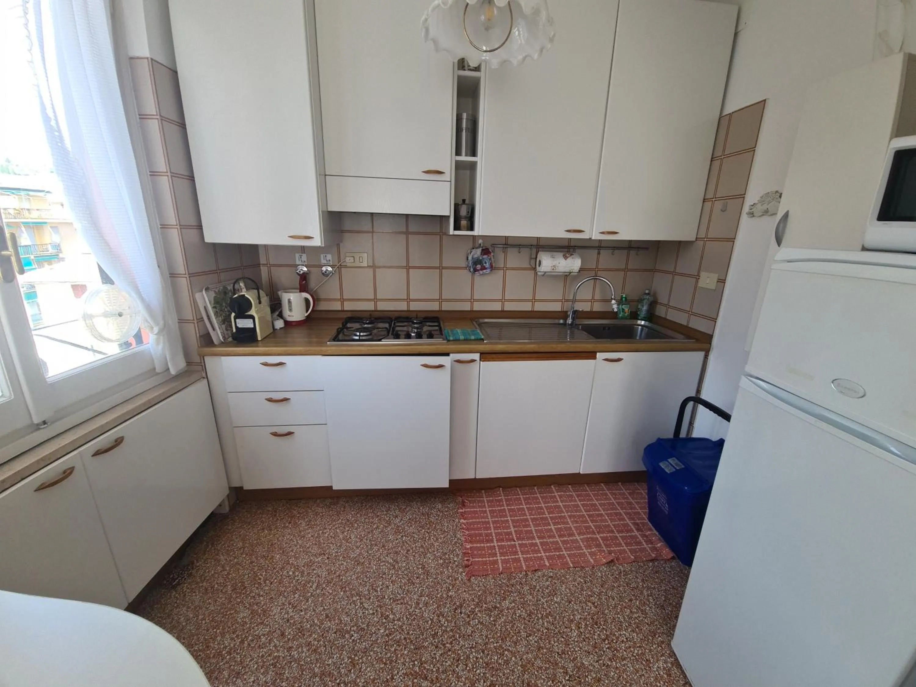 Kitchen or kitchenette in Turchino Apartment & Terrazza della Luisa by PortofinoVacanze