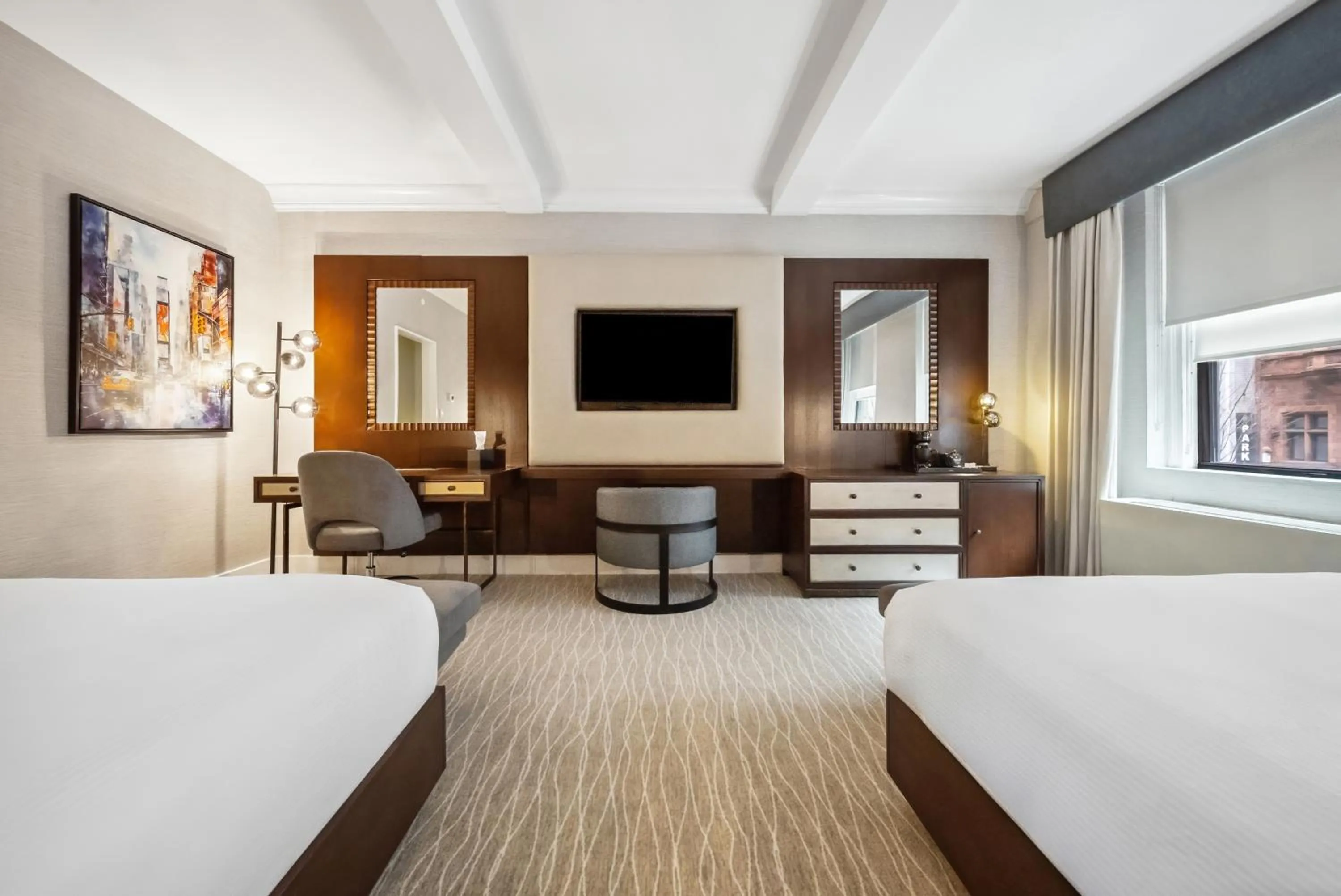 Bed in Lexington Plaza Hotel