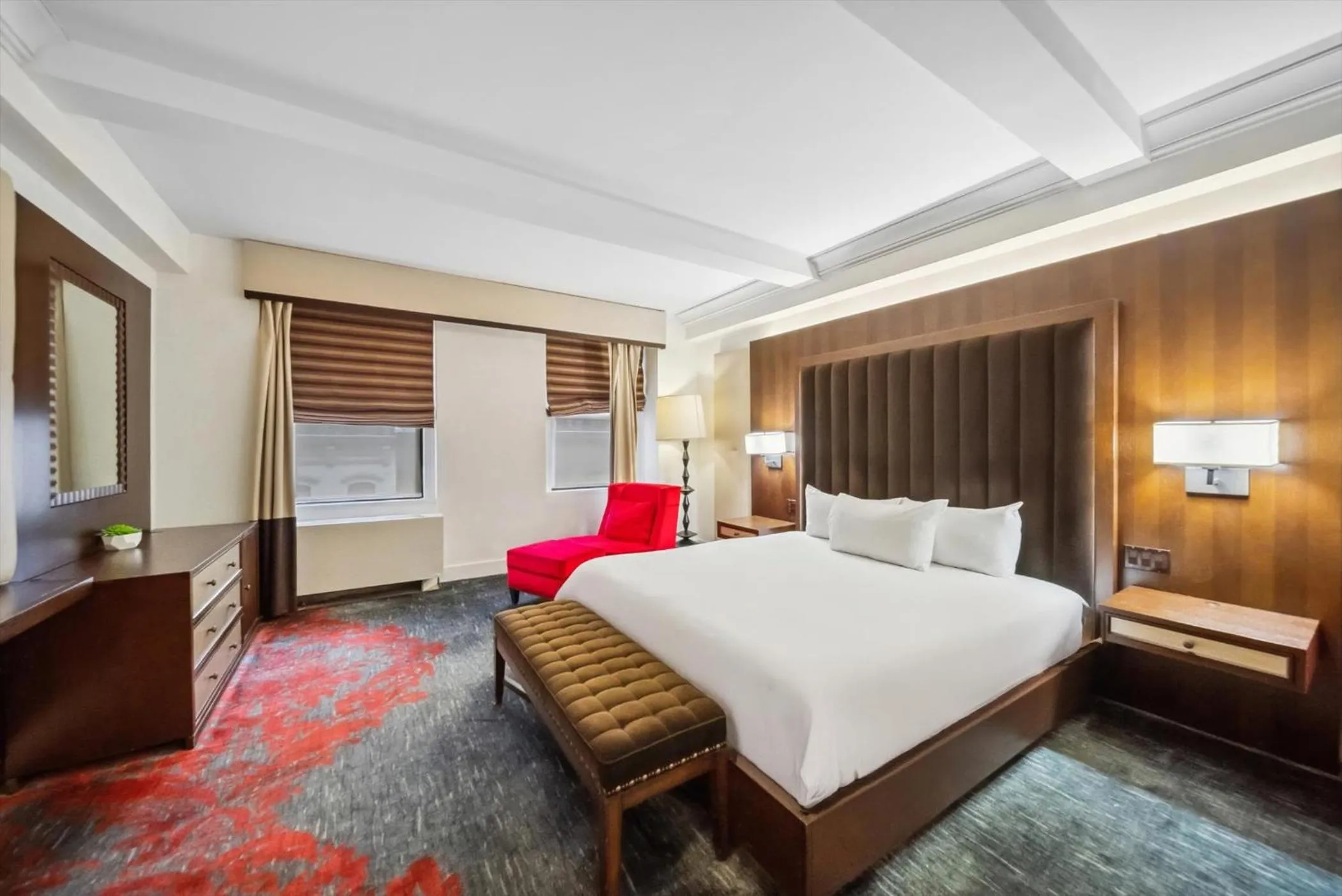 Bed in Lexington Plaza Hotel