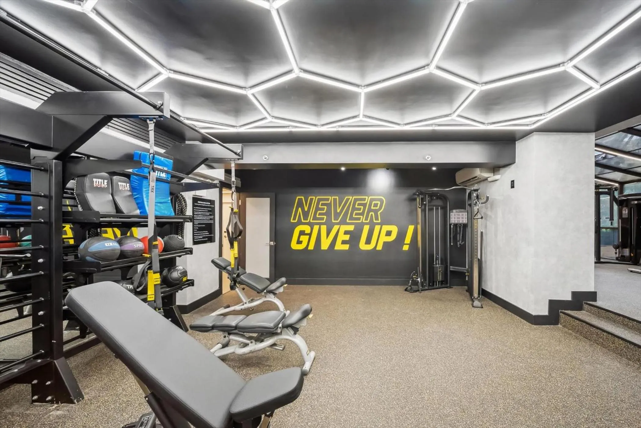Fitness centre/facilities in Lexington Plaza Hotel