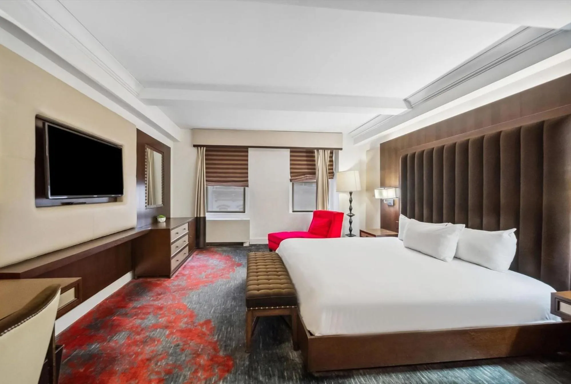 Bed in Lexington Plaza Hotel