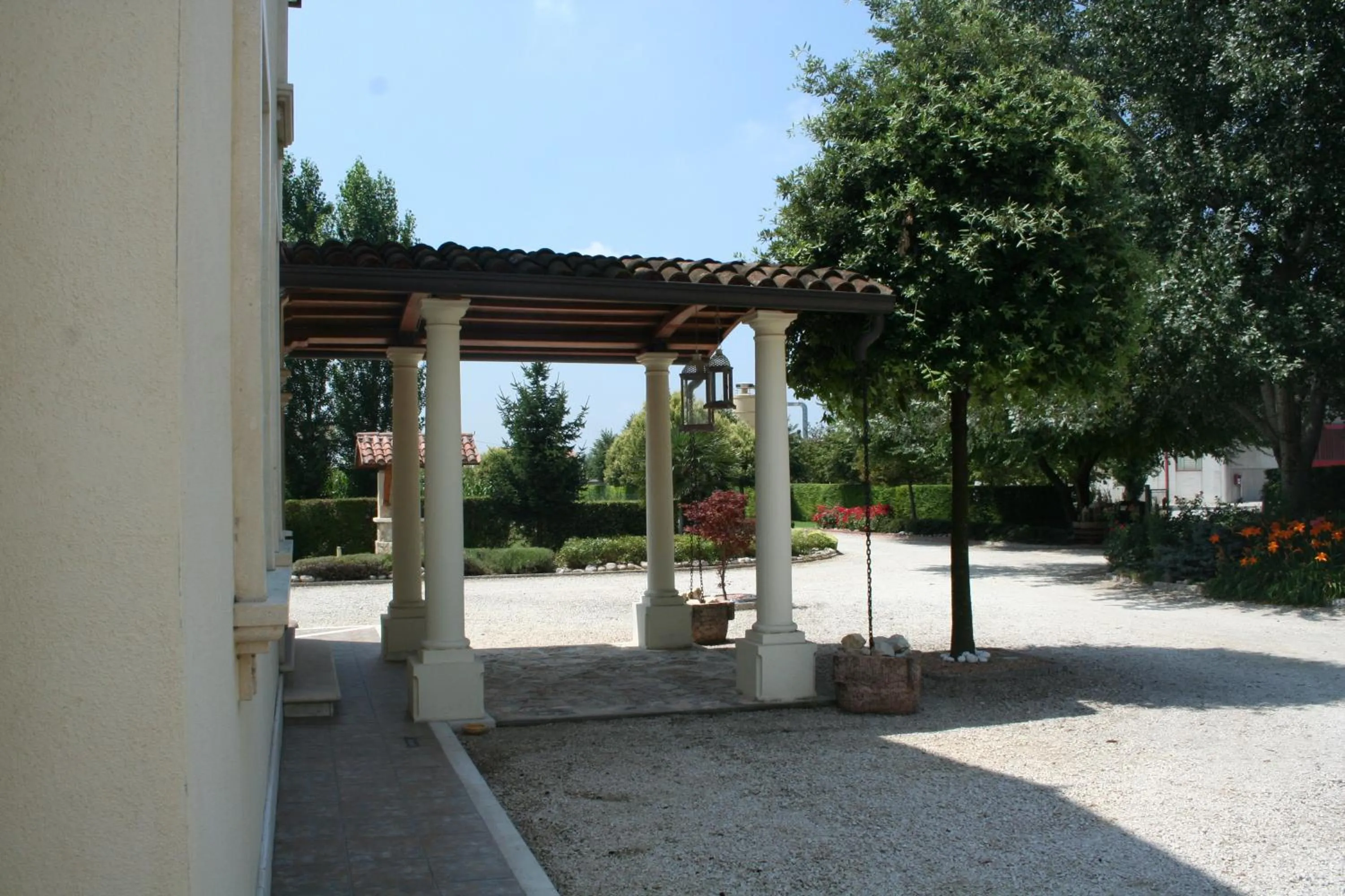 Garden view in Villamoreno