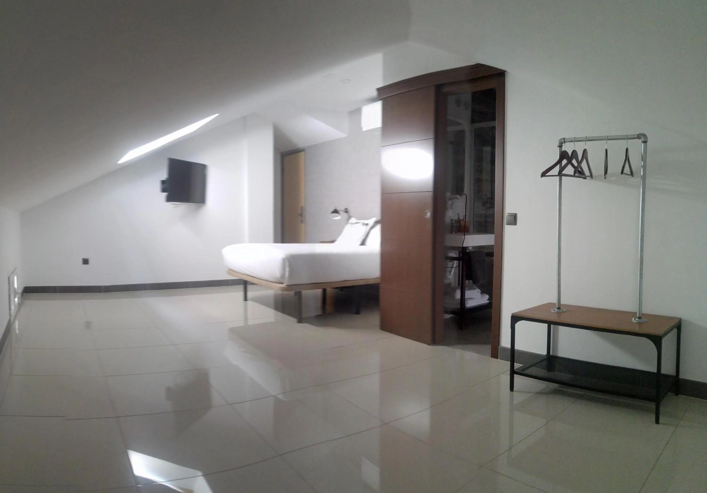 Bathroom, Bed in The Lights City Rooms