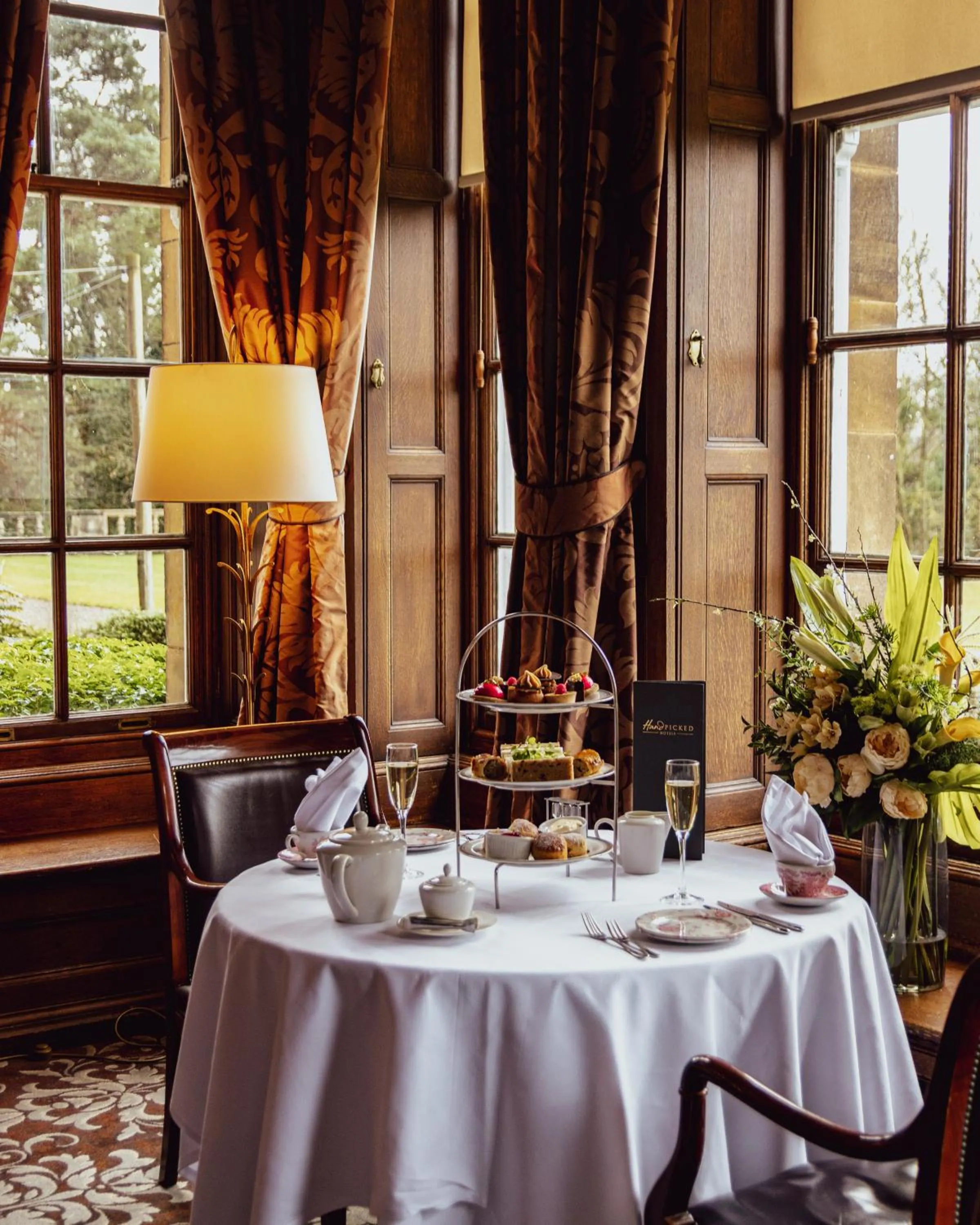 Restaurant/places to eat in Crathorne Hall