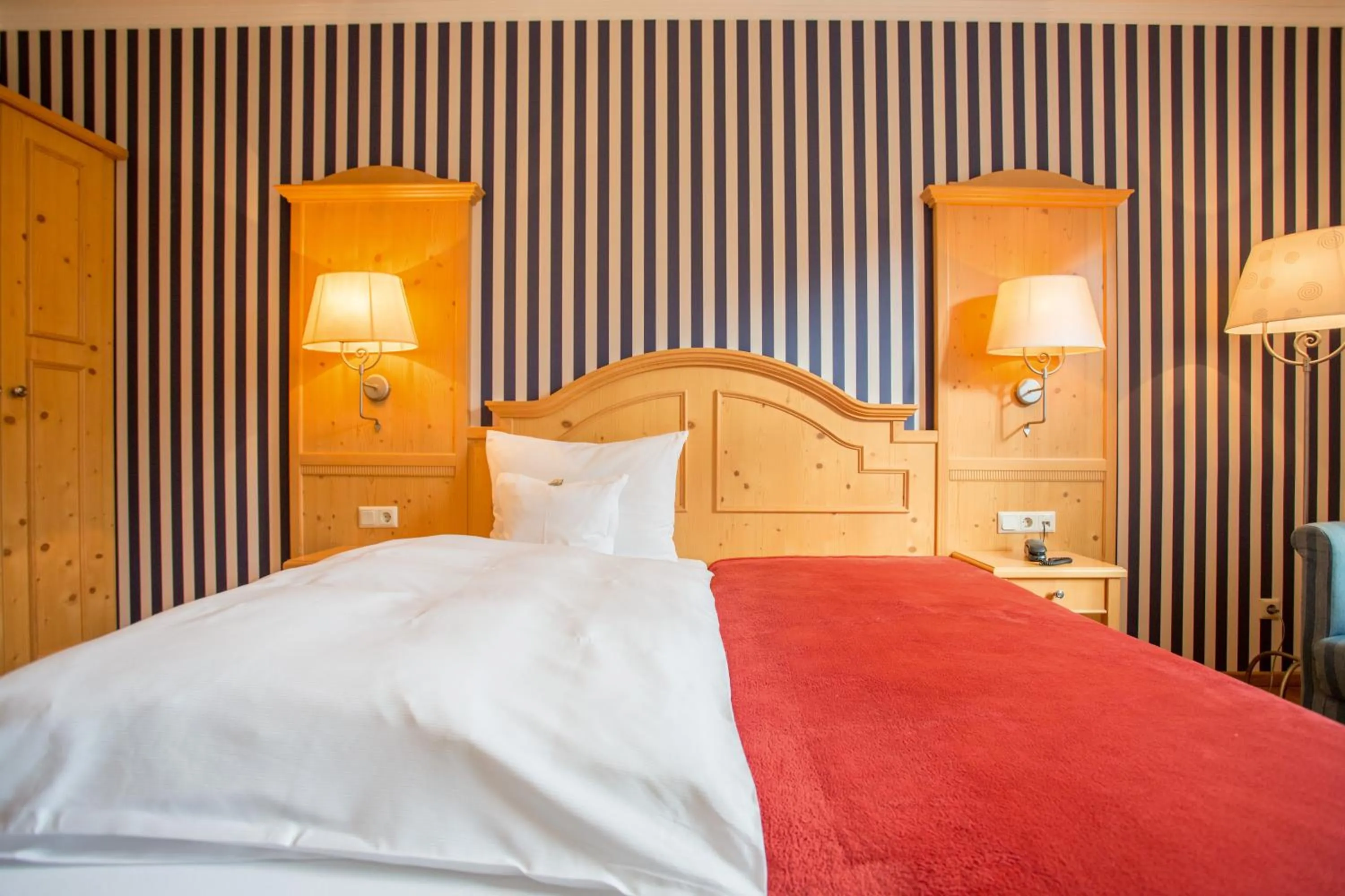 Photo of the whole room, Bed in Gasthaus Luthemuhle