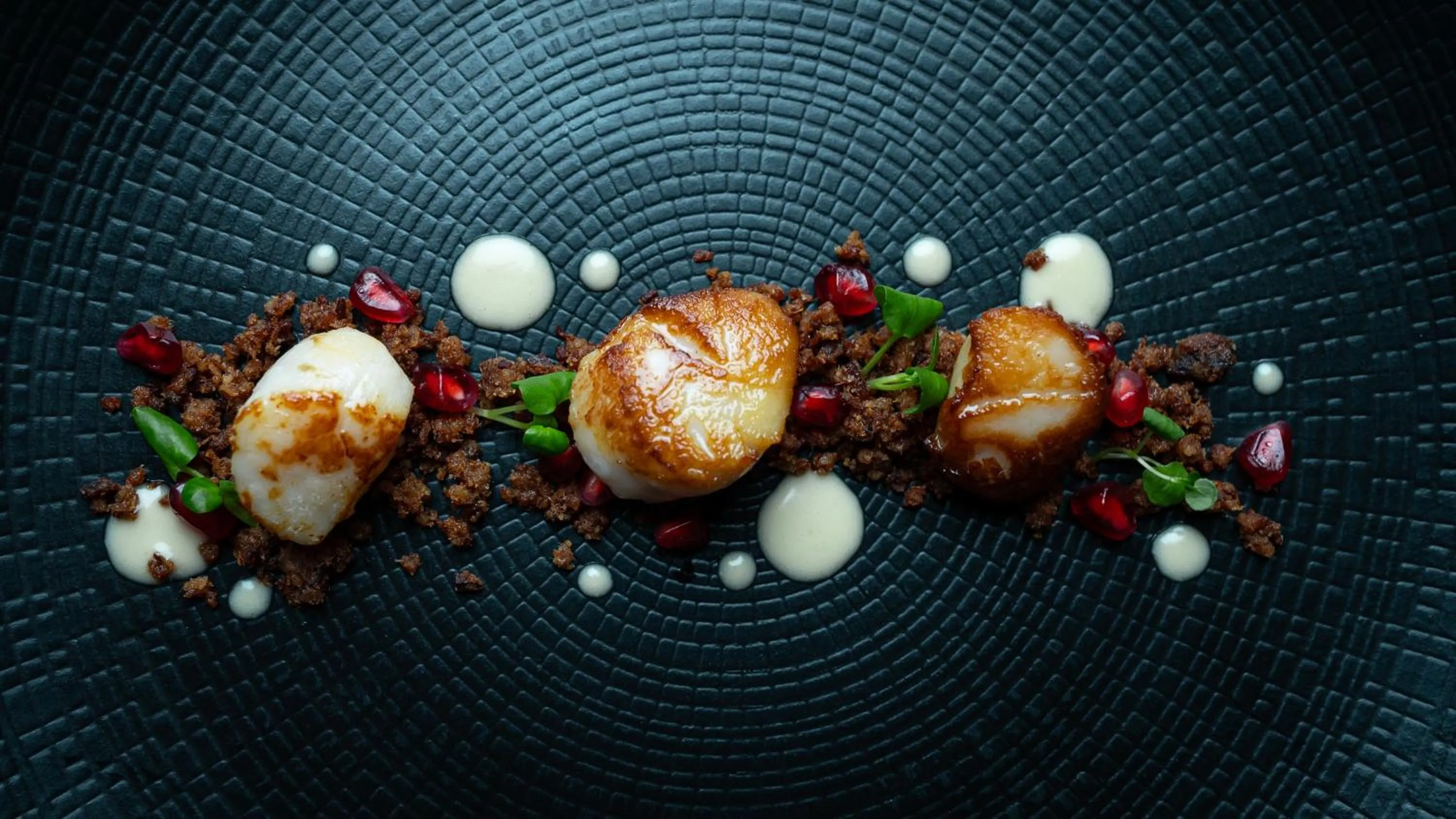 Restaurant/places to eat in Balmer Lawn