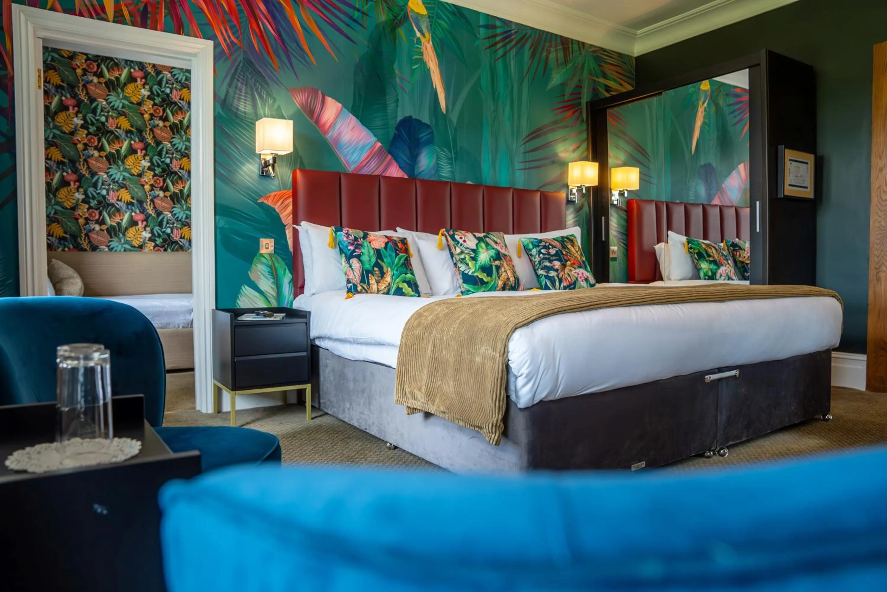 Bedroom, Bed in Balmer Lawn