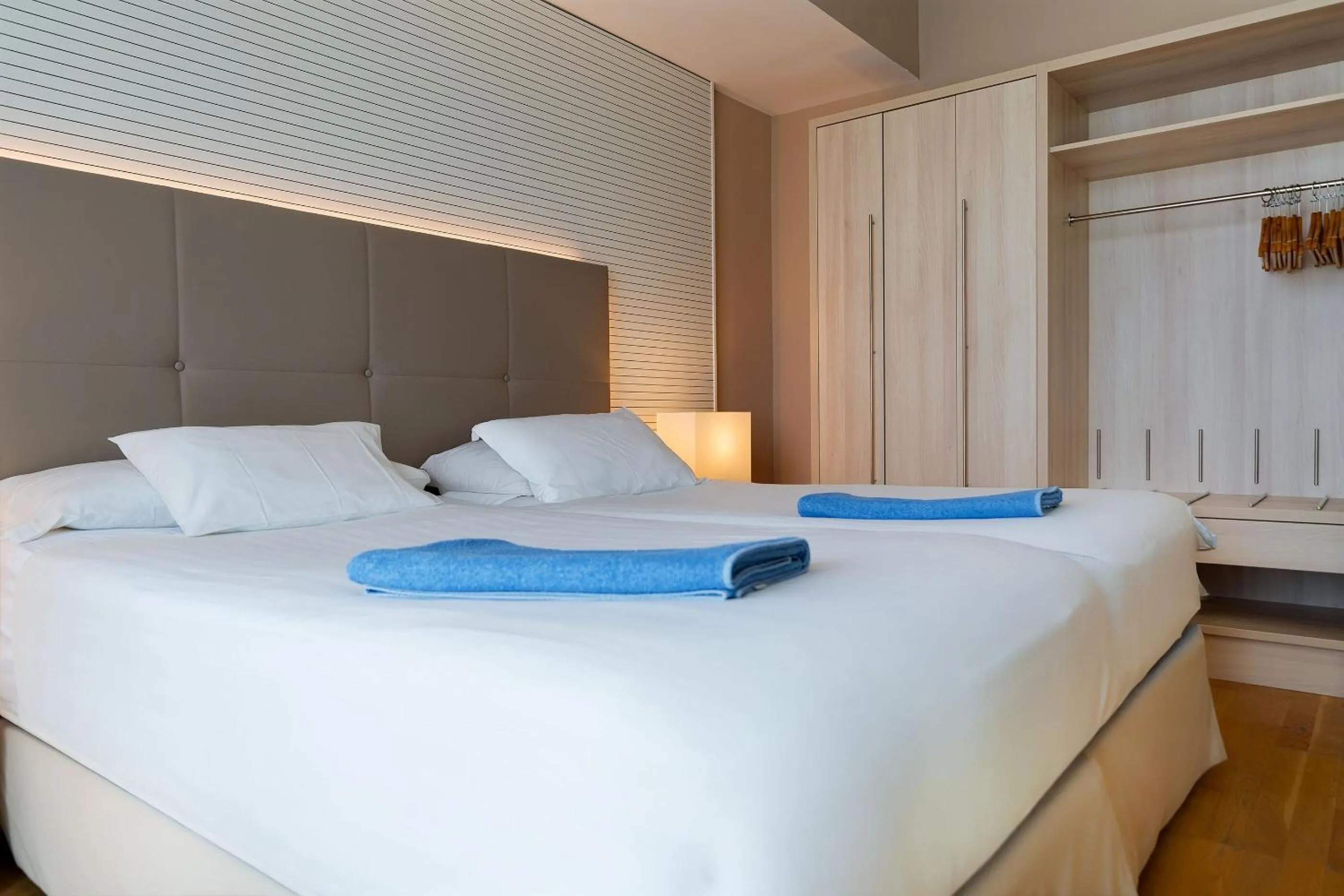 Bed in Bull Reina Isabel & SPA