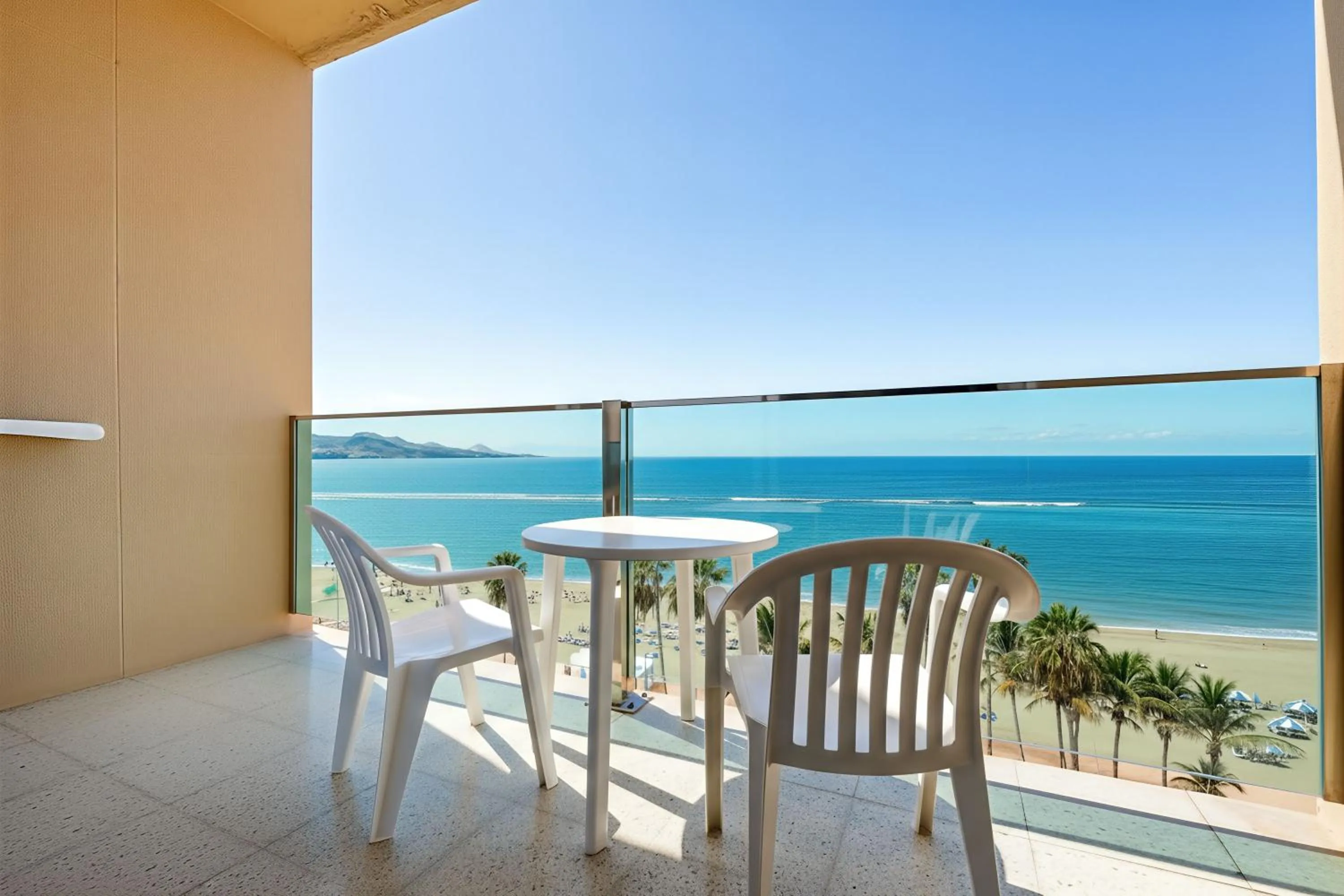 Balcony/Terrace in Bull Reina Isabel & SPA