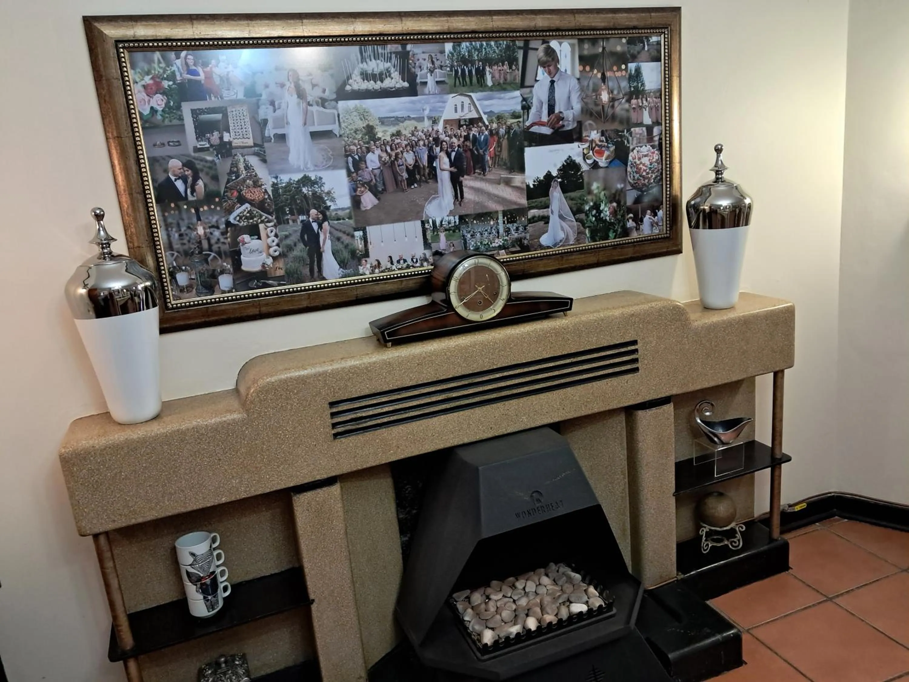 Dining area in Jakkalsdraai Guest House