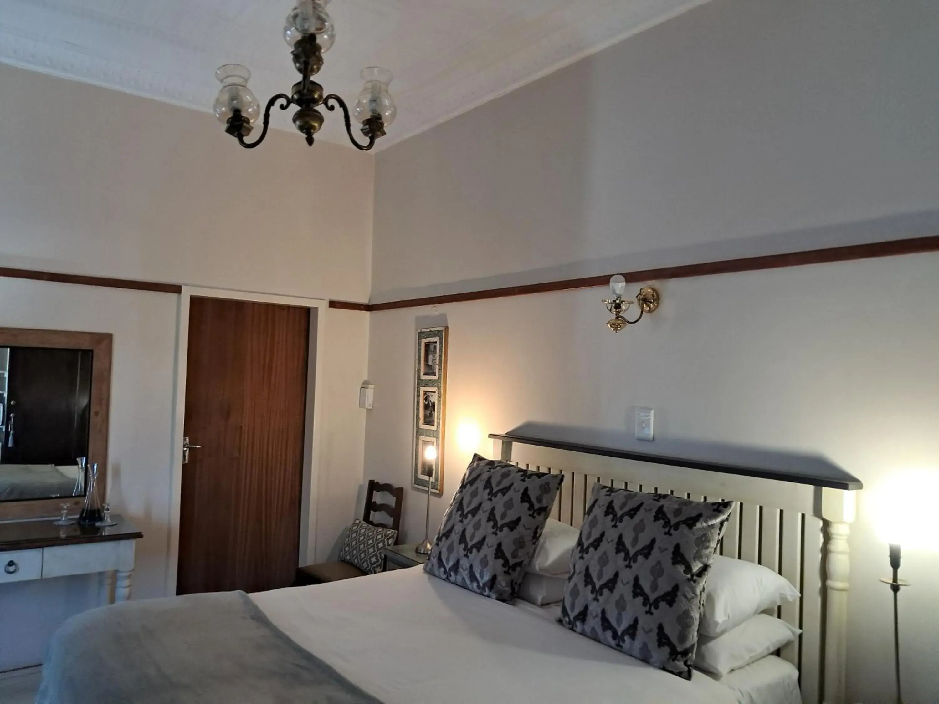 Standard Queen Room in Jakkalsdraai Guest House Standard Queen Room in Jakkalsdraai Guest House