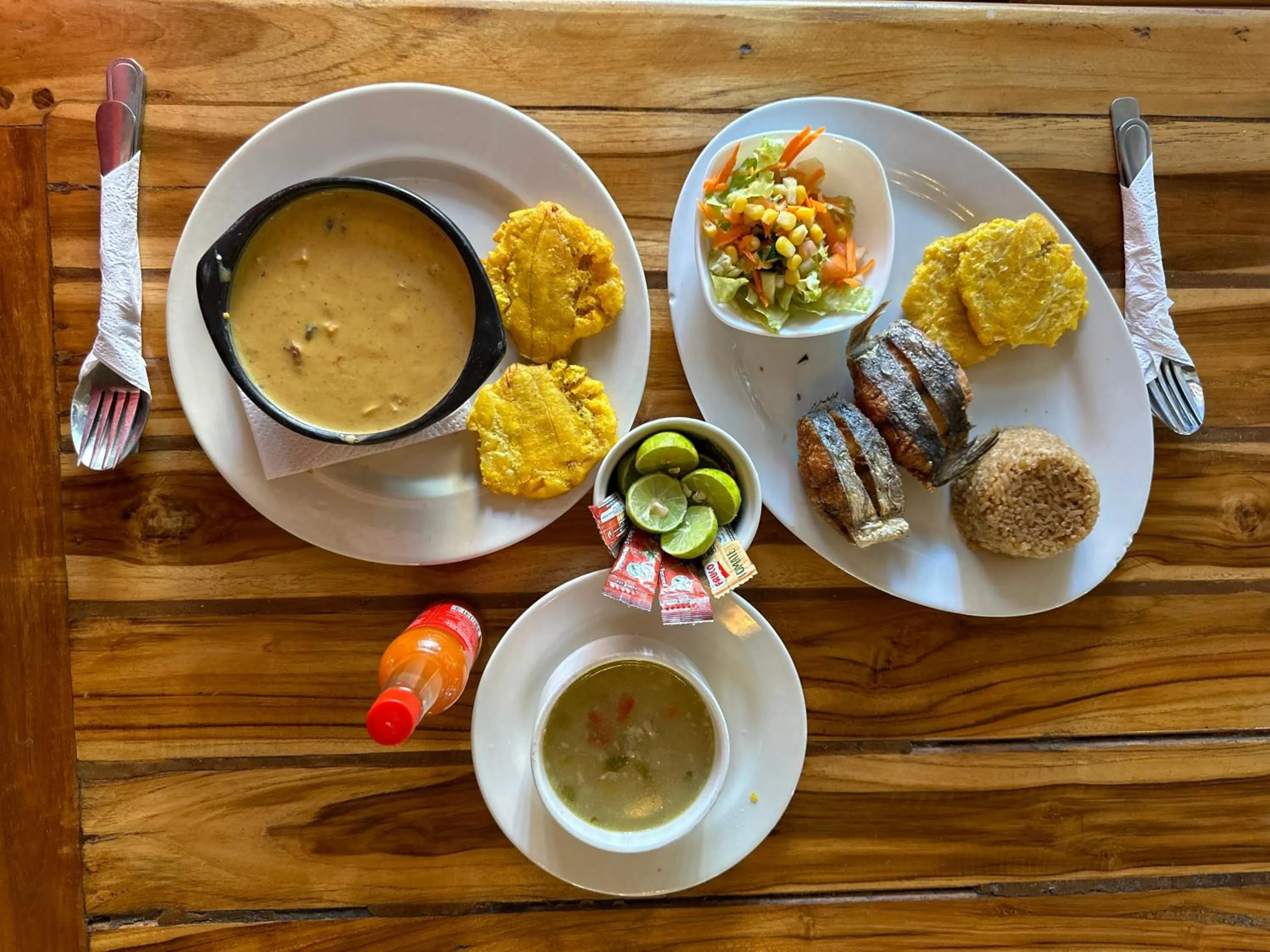 Restaurant/places to eat in Awa De Mar Hotel Tolu