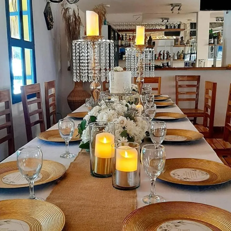 Restaurant/places to eat in Awa De Mar Hotel Tolu