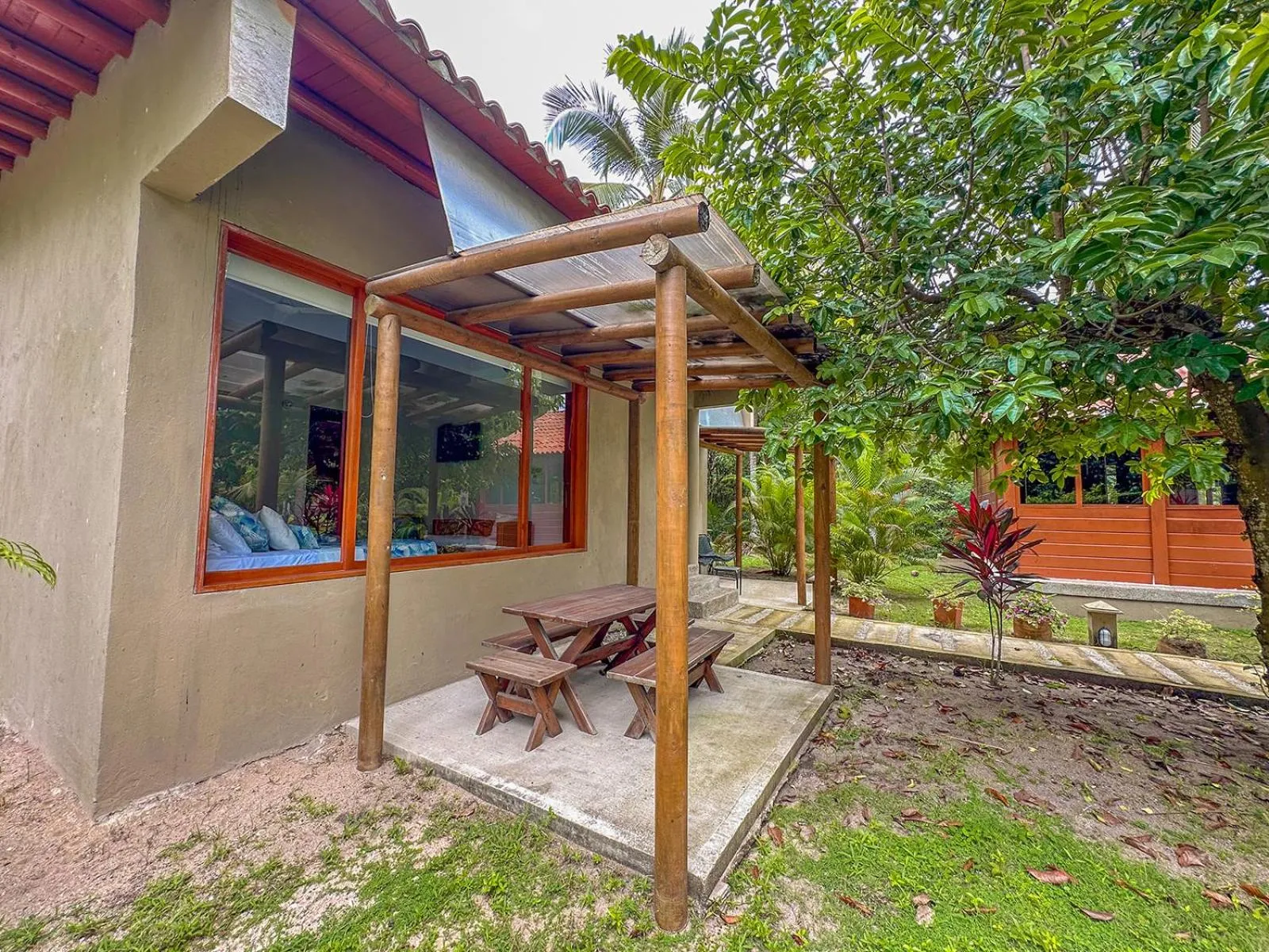 Property building in Hotel Chiniu