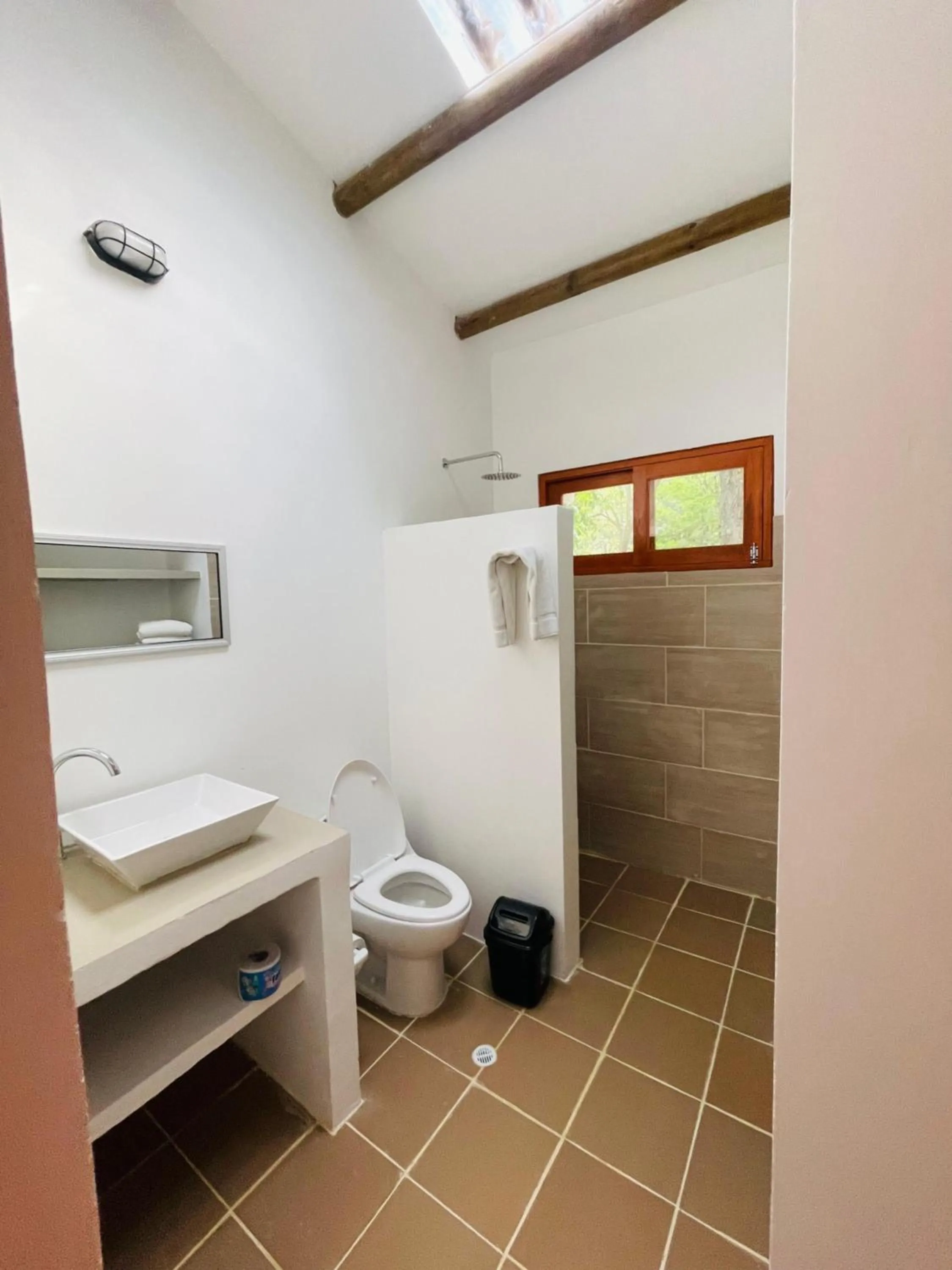 Toilet in Hotel Chiniu