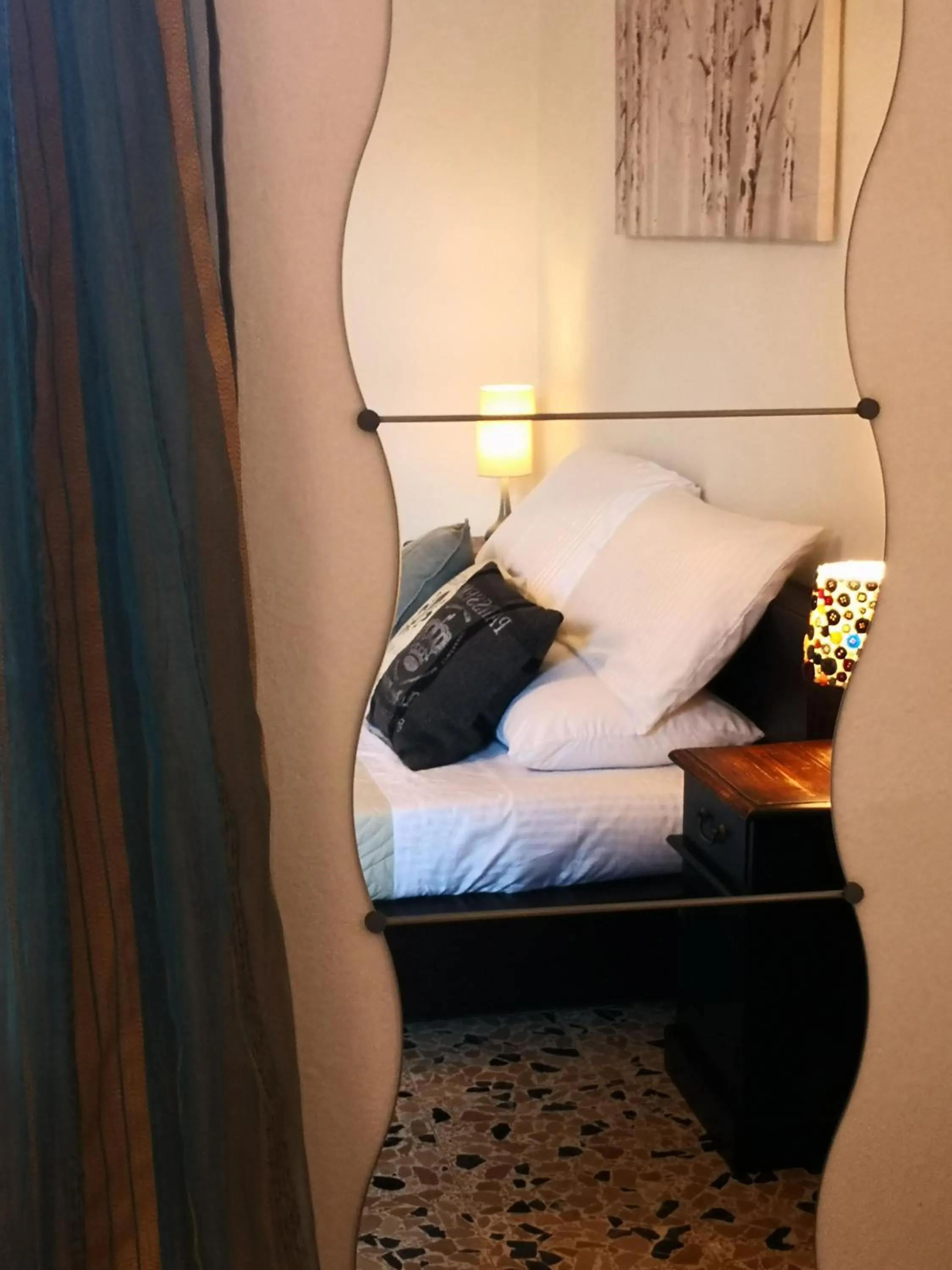 Decorative detail in Zia Chiarina