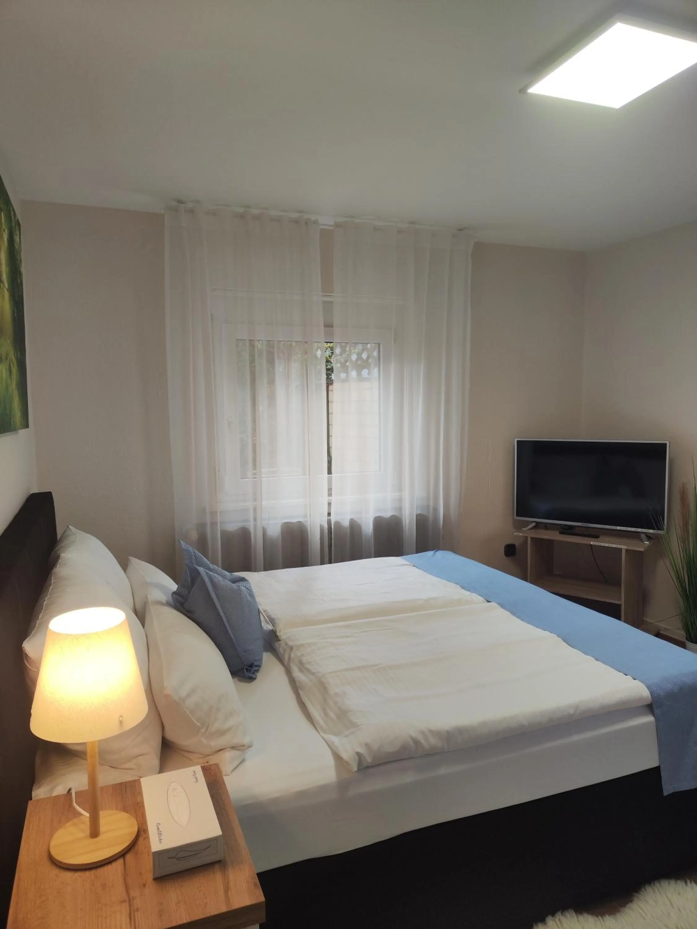 Bed in Hotel & Restaurant Zum Reussenstein