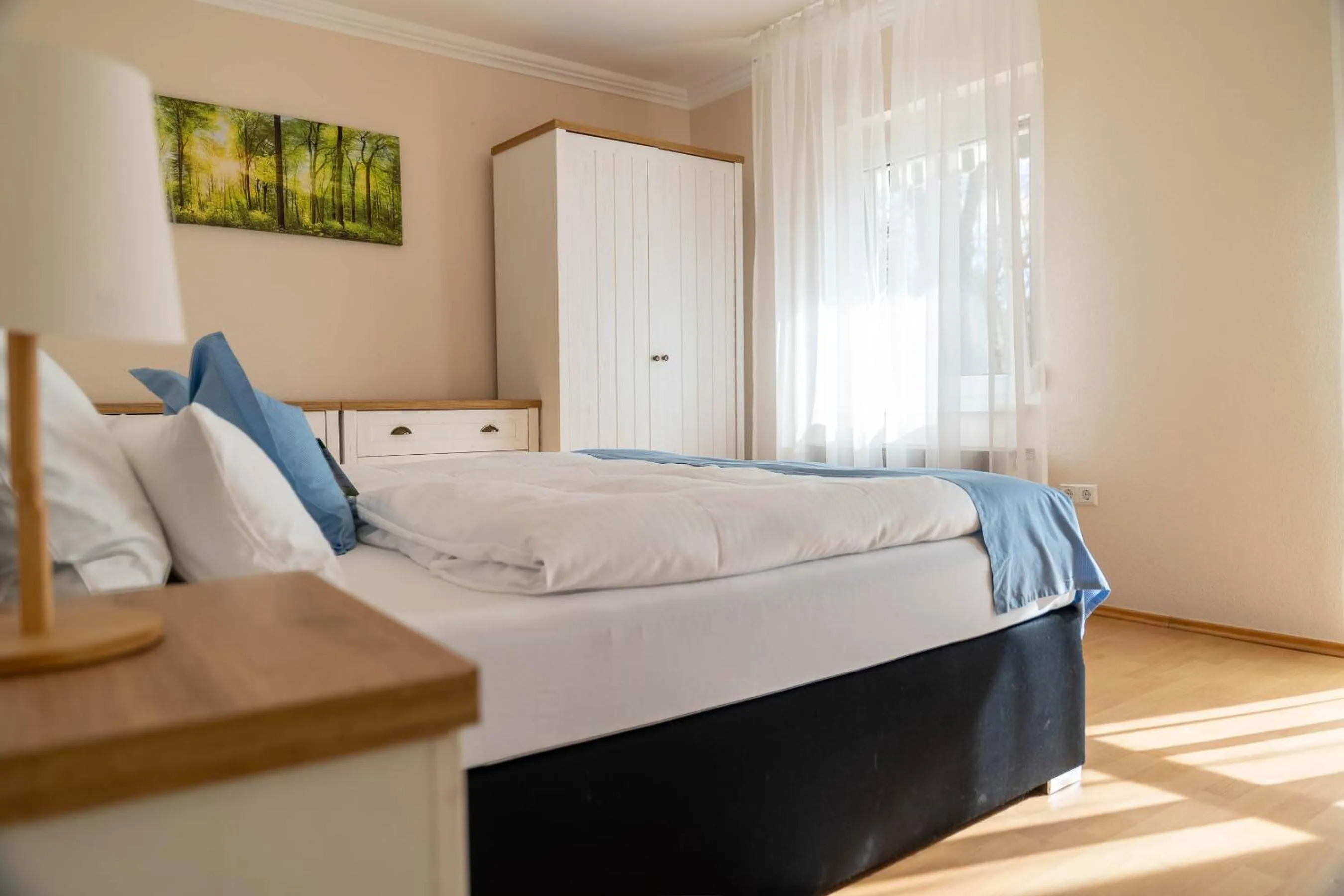 Bed in Hotel & Restaurant Zum Reussenstein