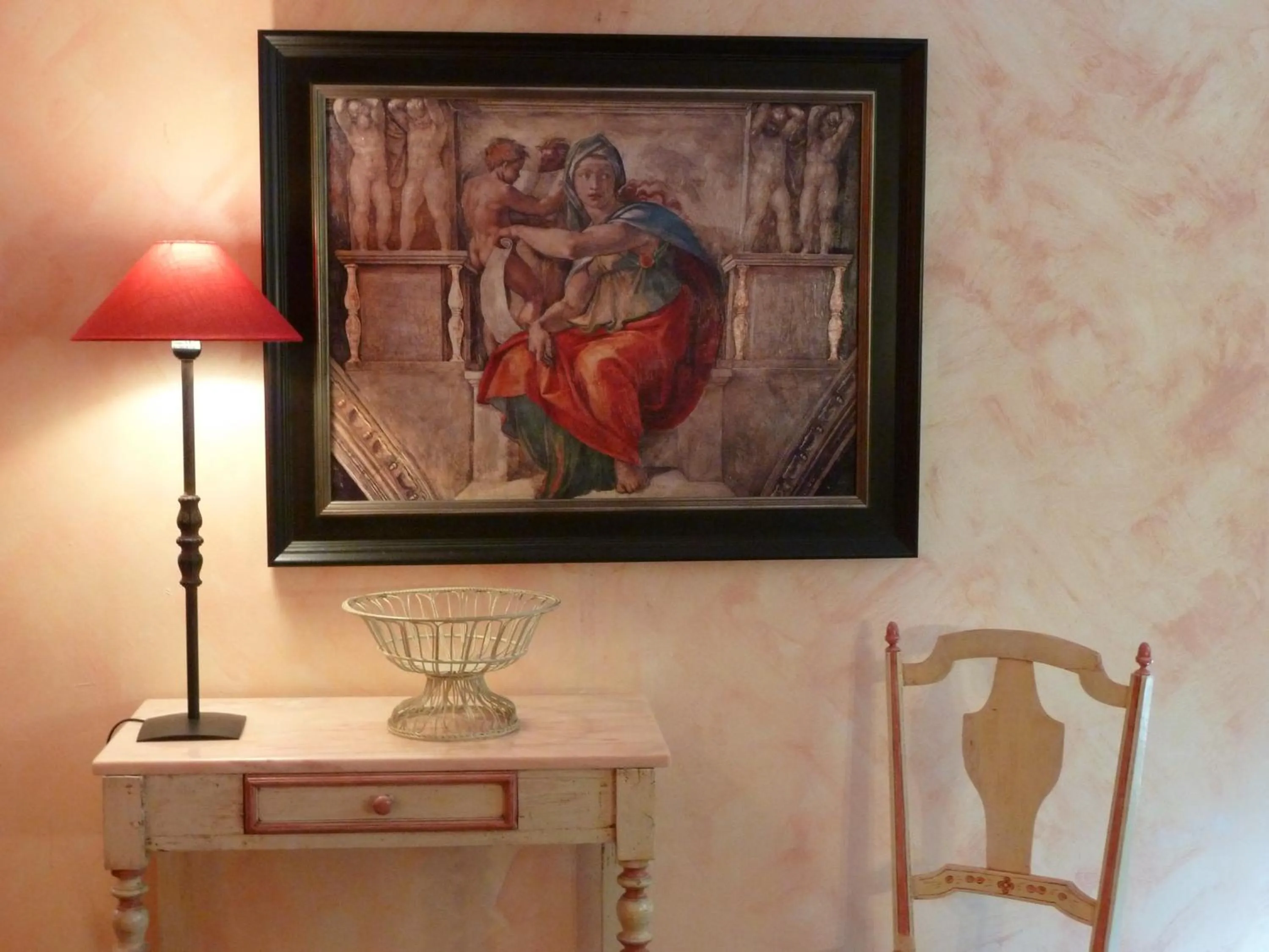 Decorative detail in Mas de la Chapelle